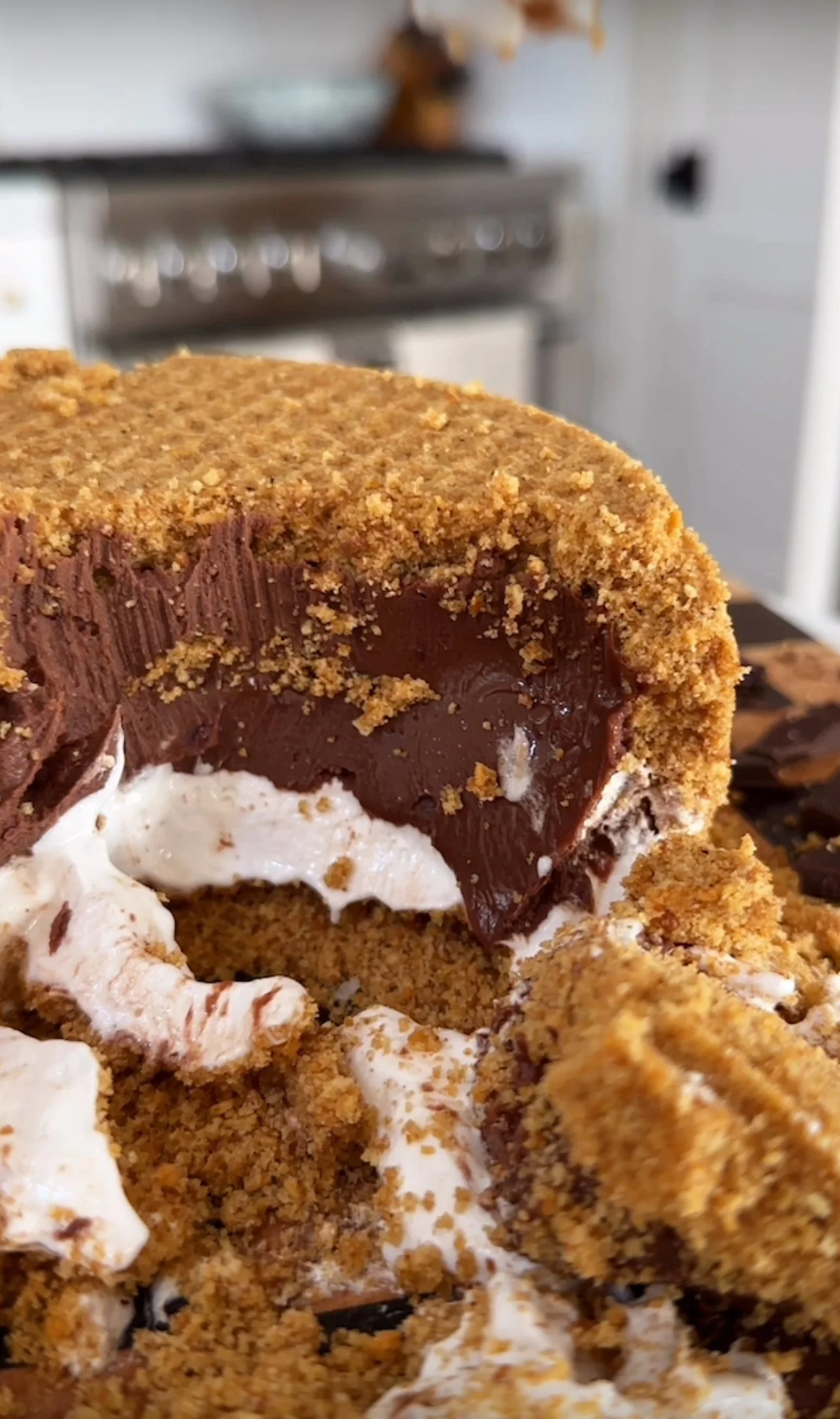 Upside Down Chocolate Ganache S’mores Pie 