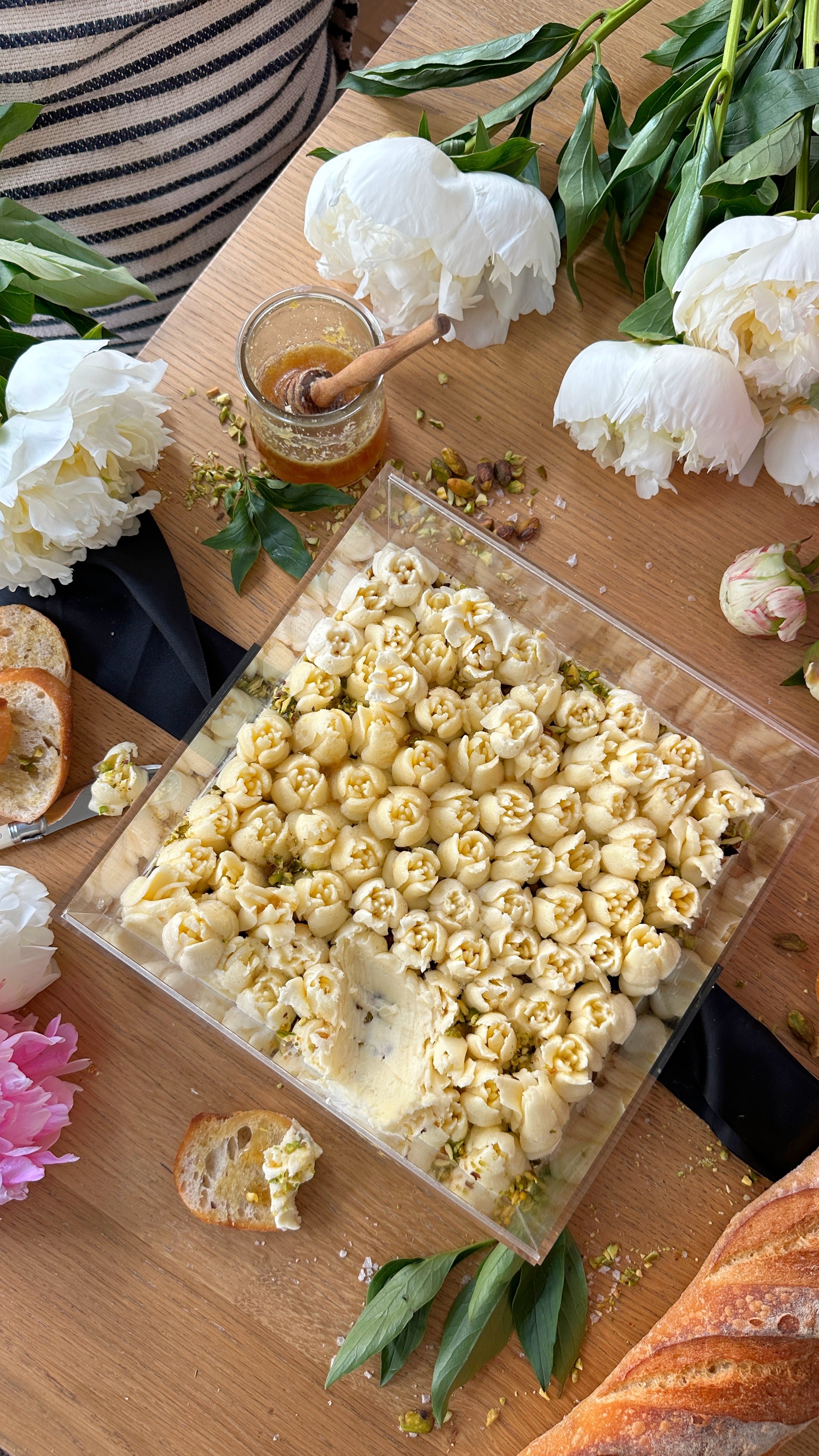 Whipped Brie Tulip Box