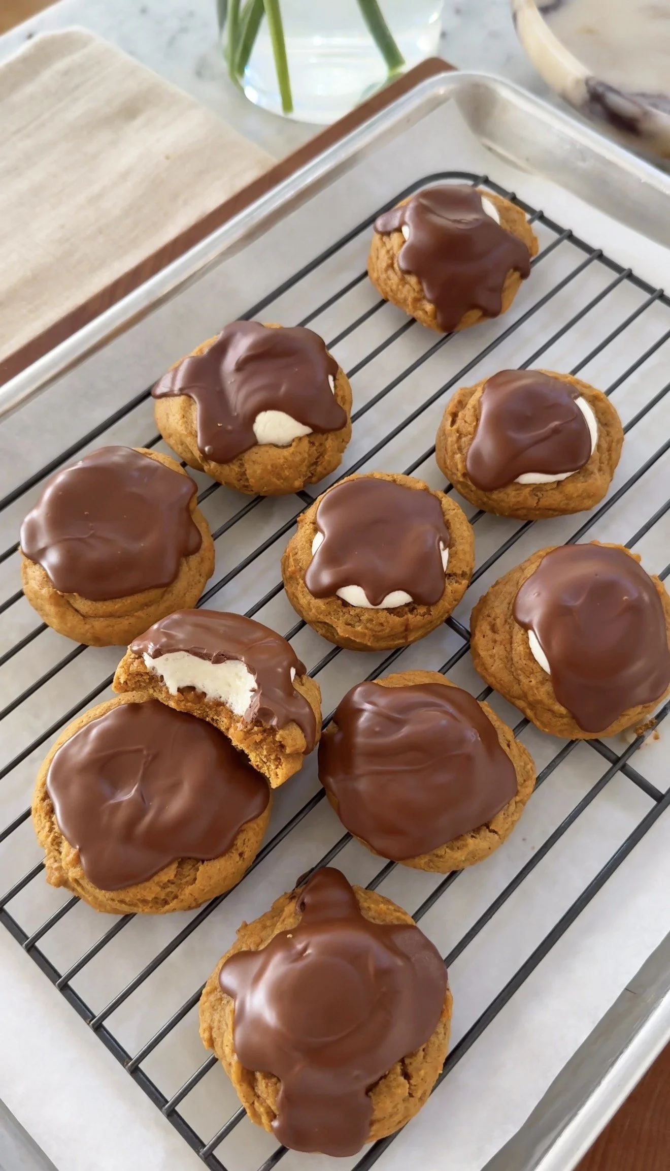 Pumpkin S’mores Cookies