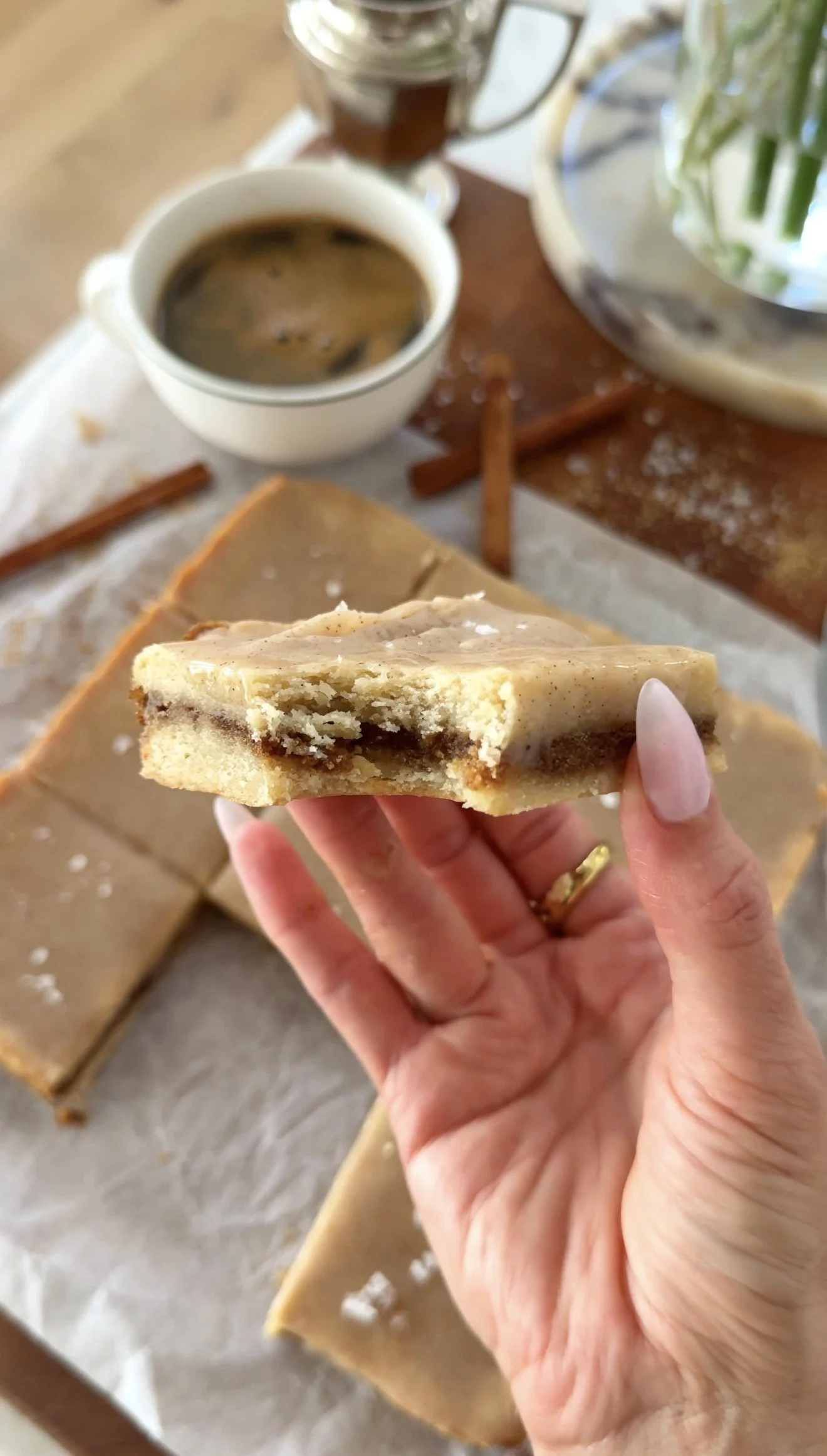 Brown Sugar Cinnamon Shortbread Bars