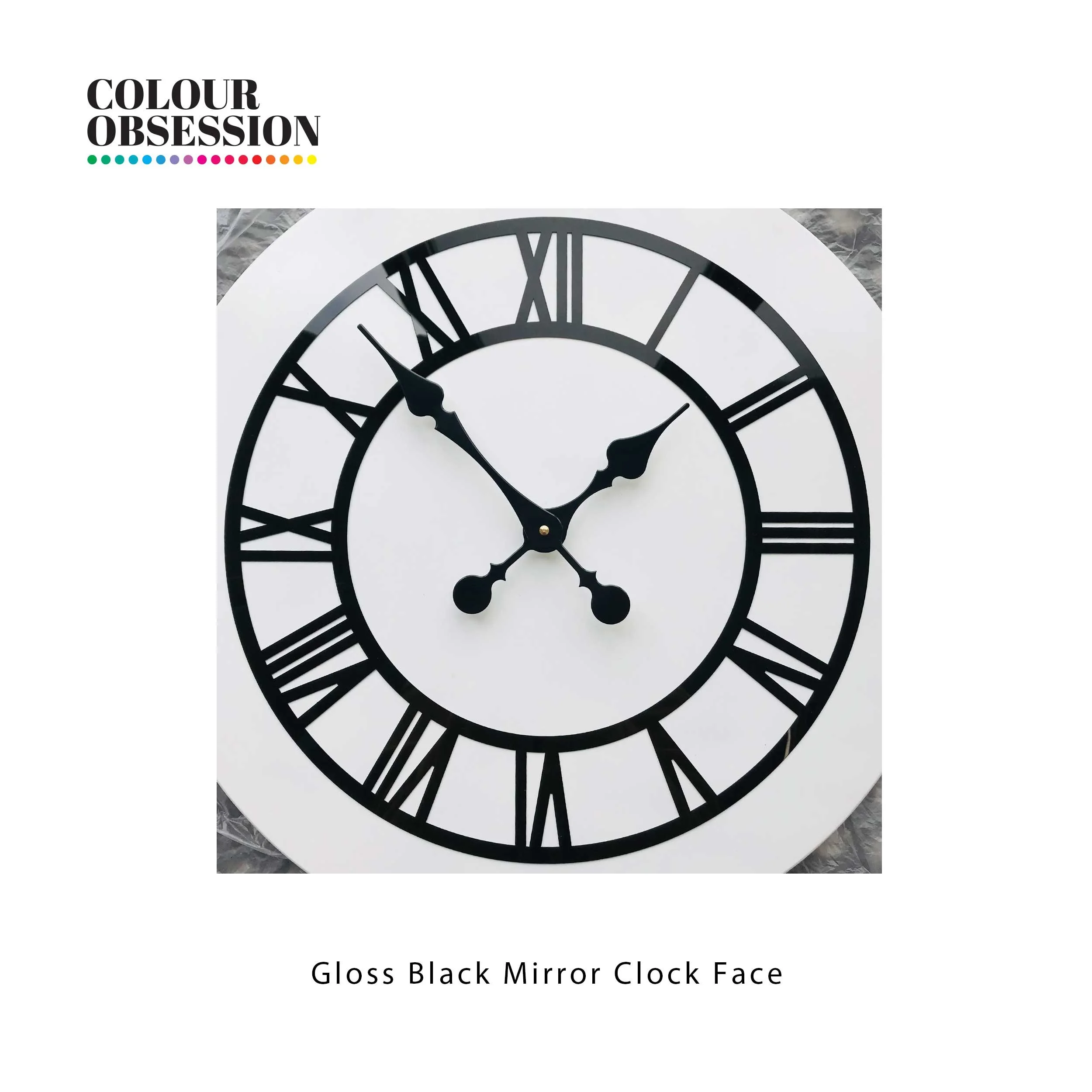 Black Mirror Clock Face with clock hands
