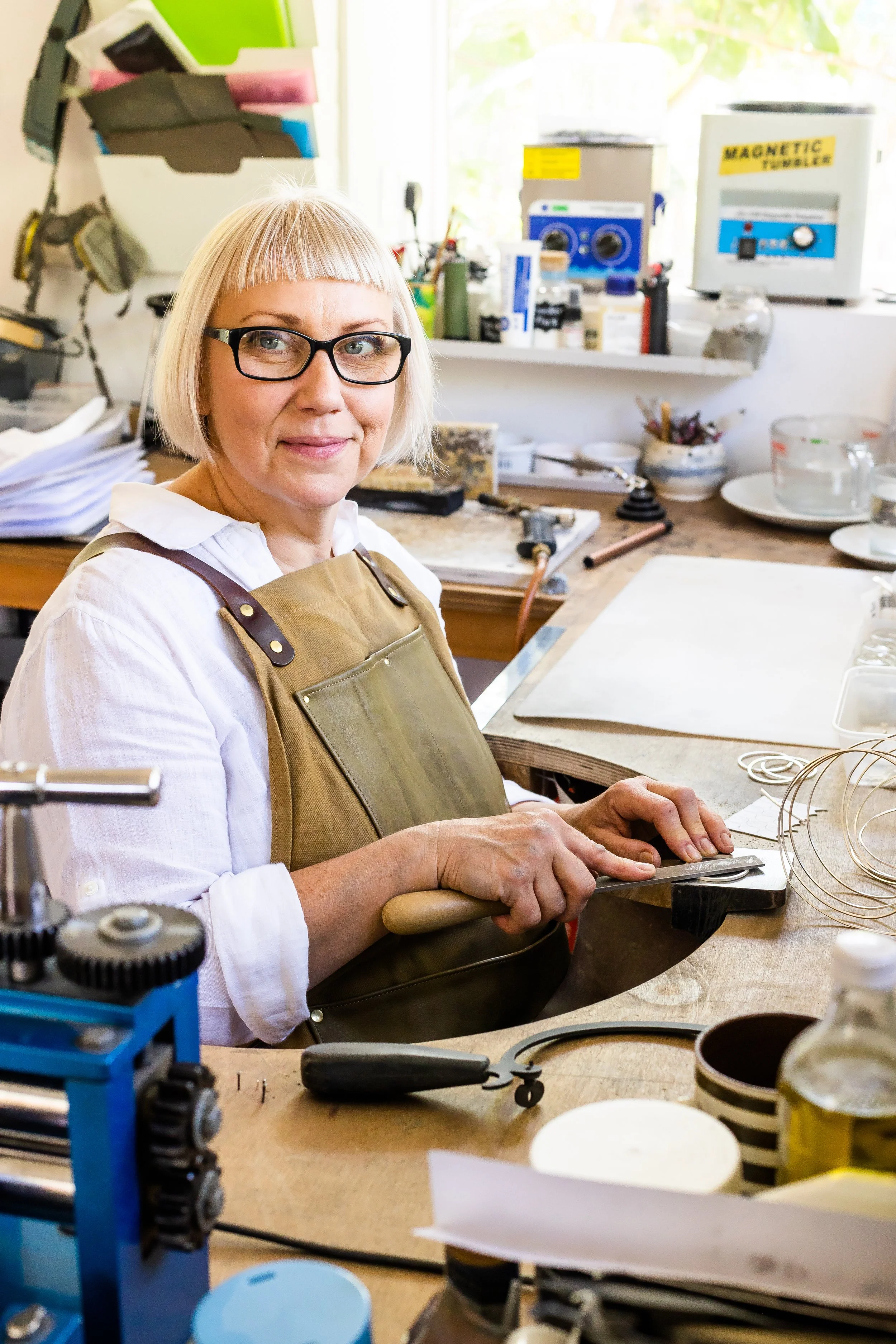 filing flat detail2 smile2.jpg