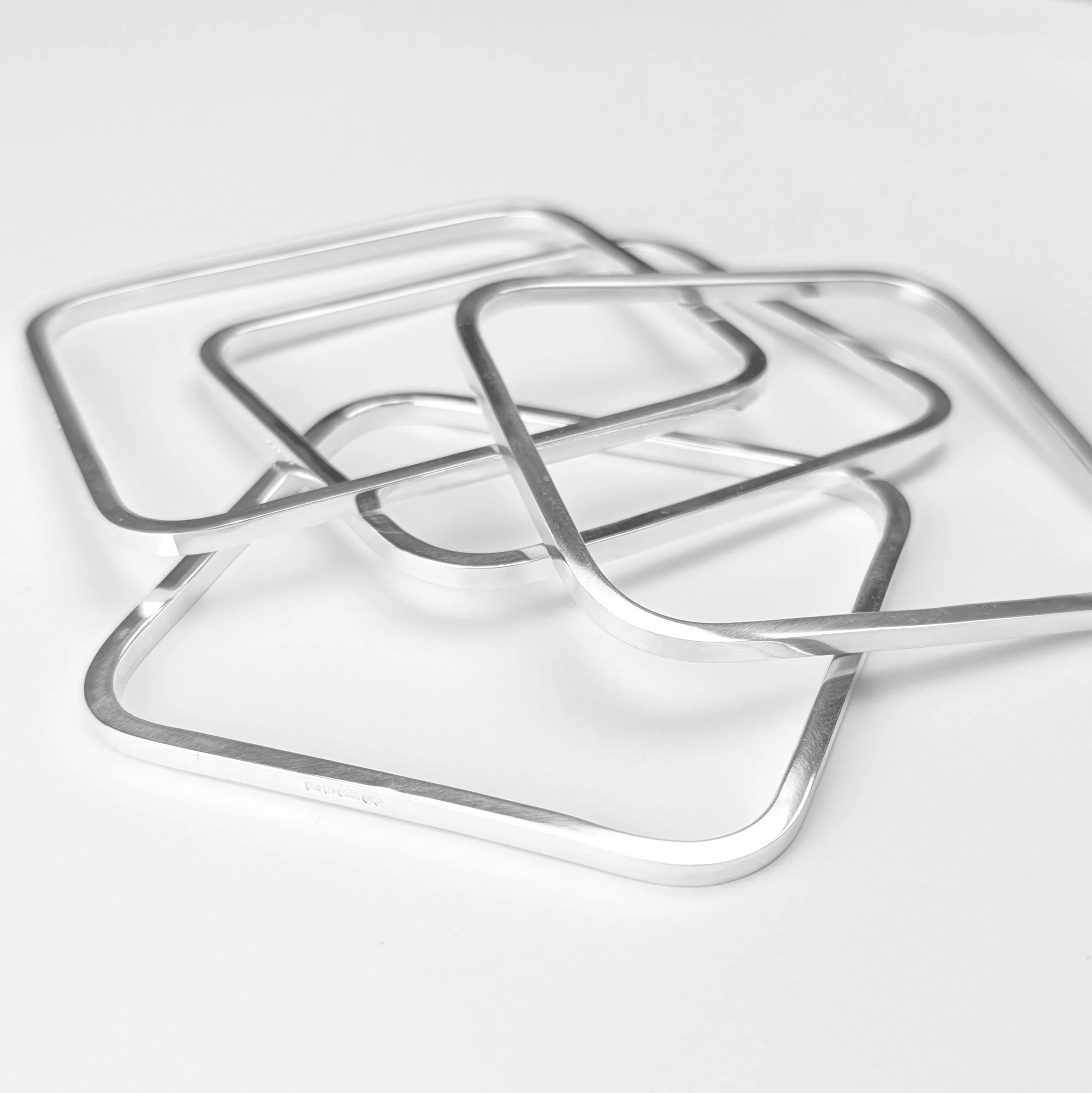 Square bangle new4.jpg