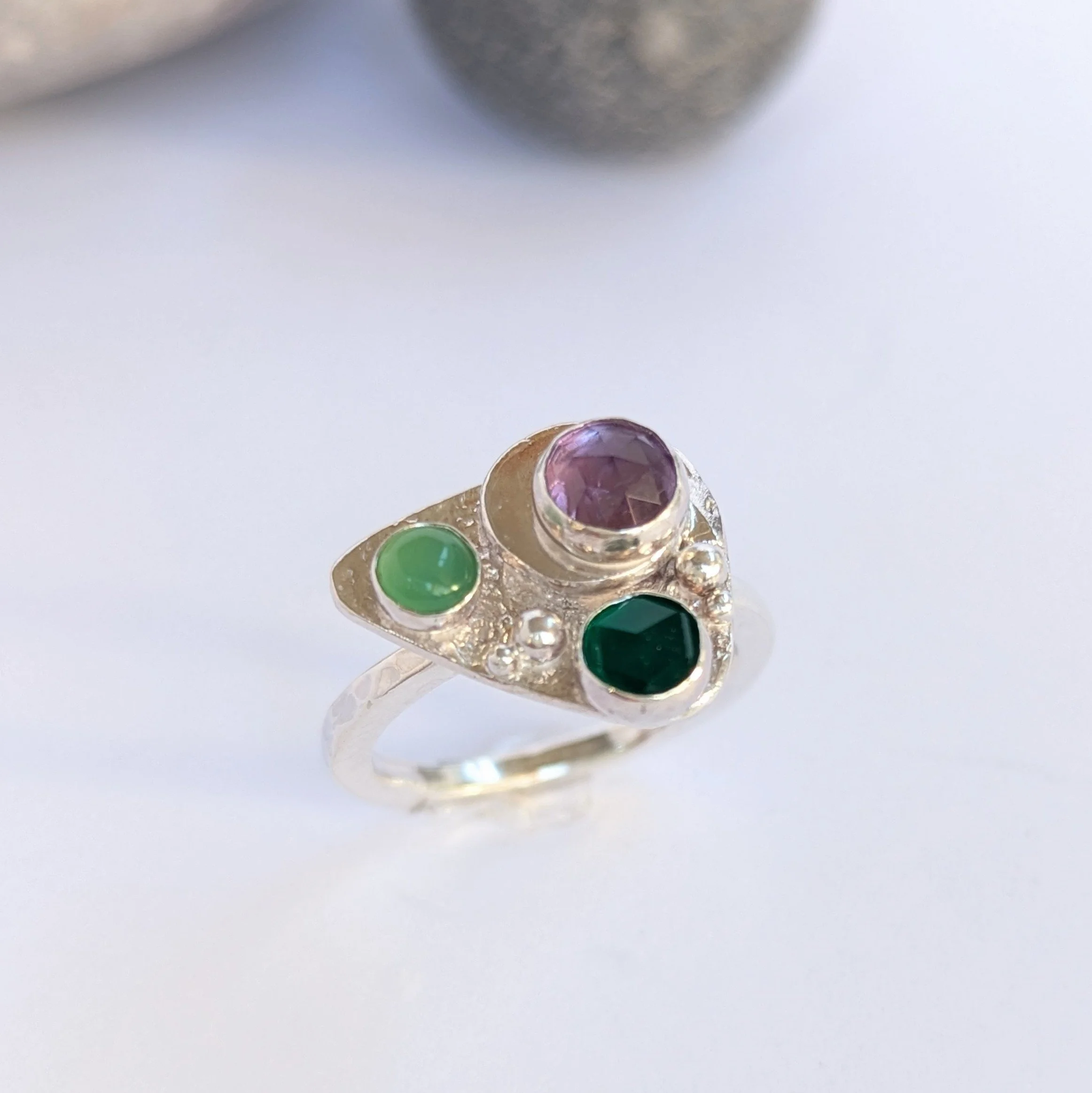 Seapool Ring, Amethyst, G.Agate, Chrysoprase Size M 1:2 2.jpg
