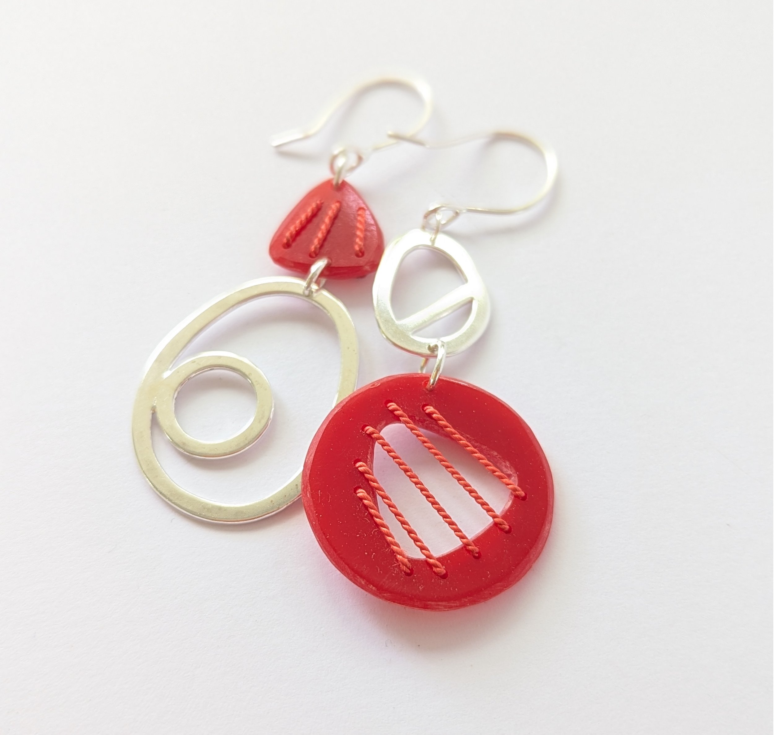 TW Pebble Drop Red1.jpg