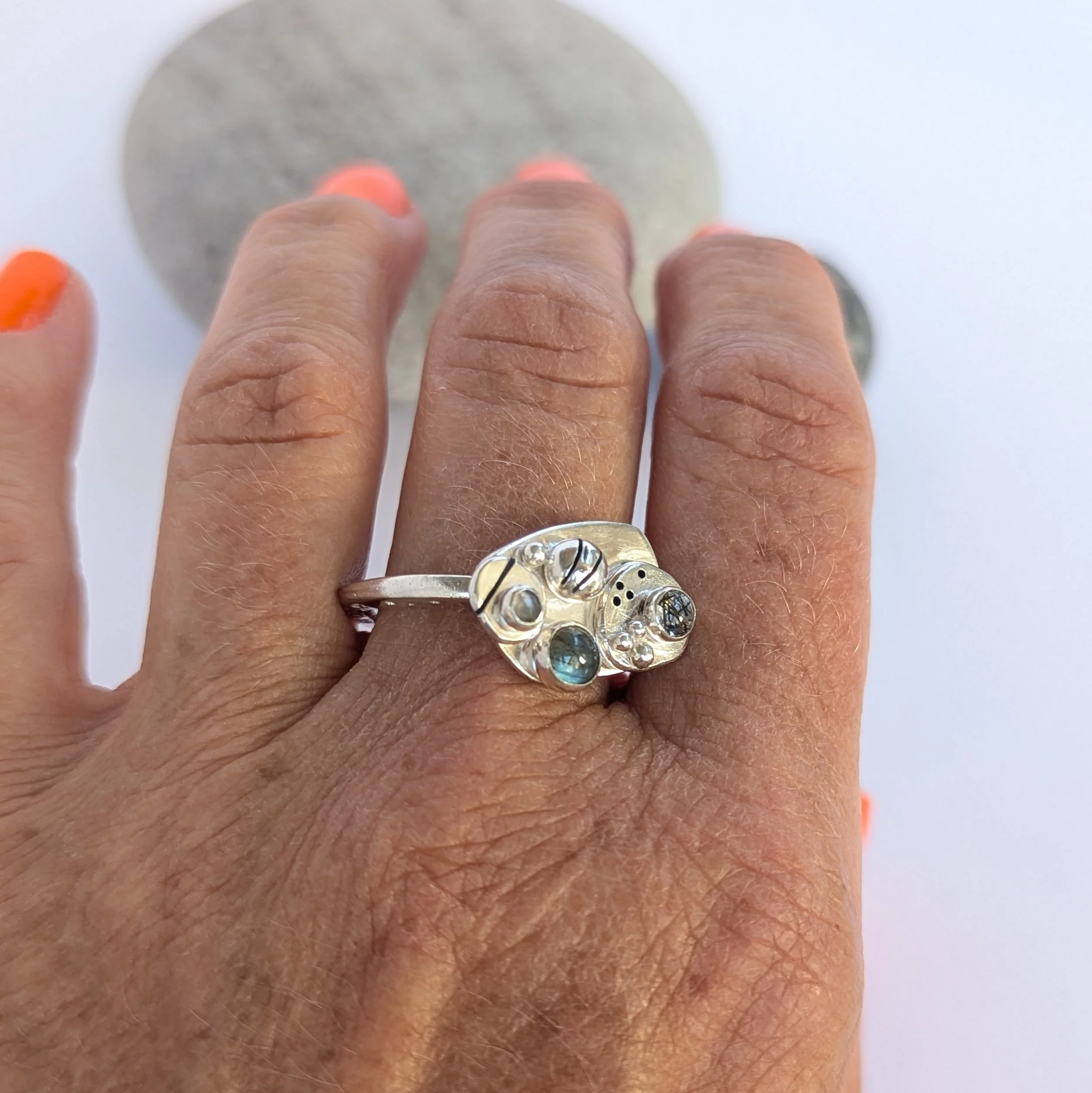 Seapool Ring, Labradorite, S.Quartz, T.Quartz, Size U.jpg