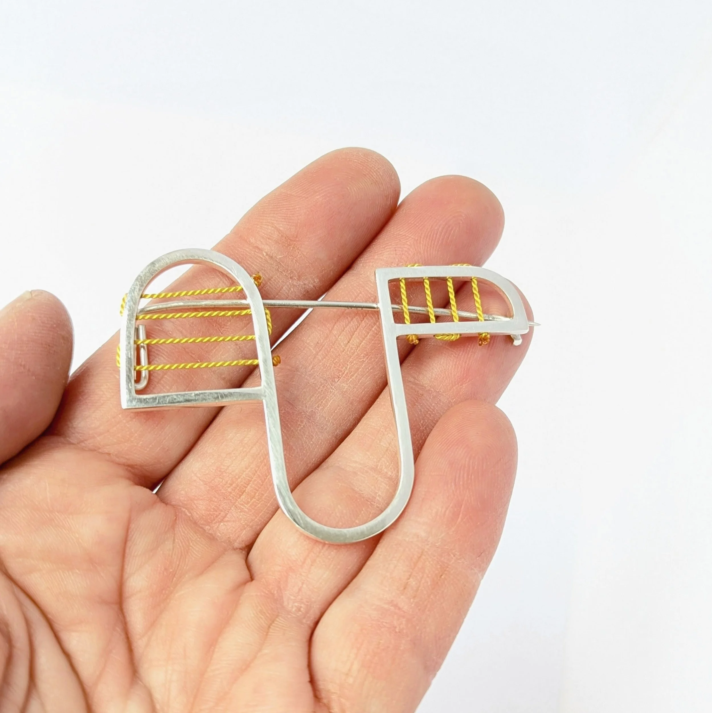 Open Wave Brooch Yel5.jpg
