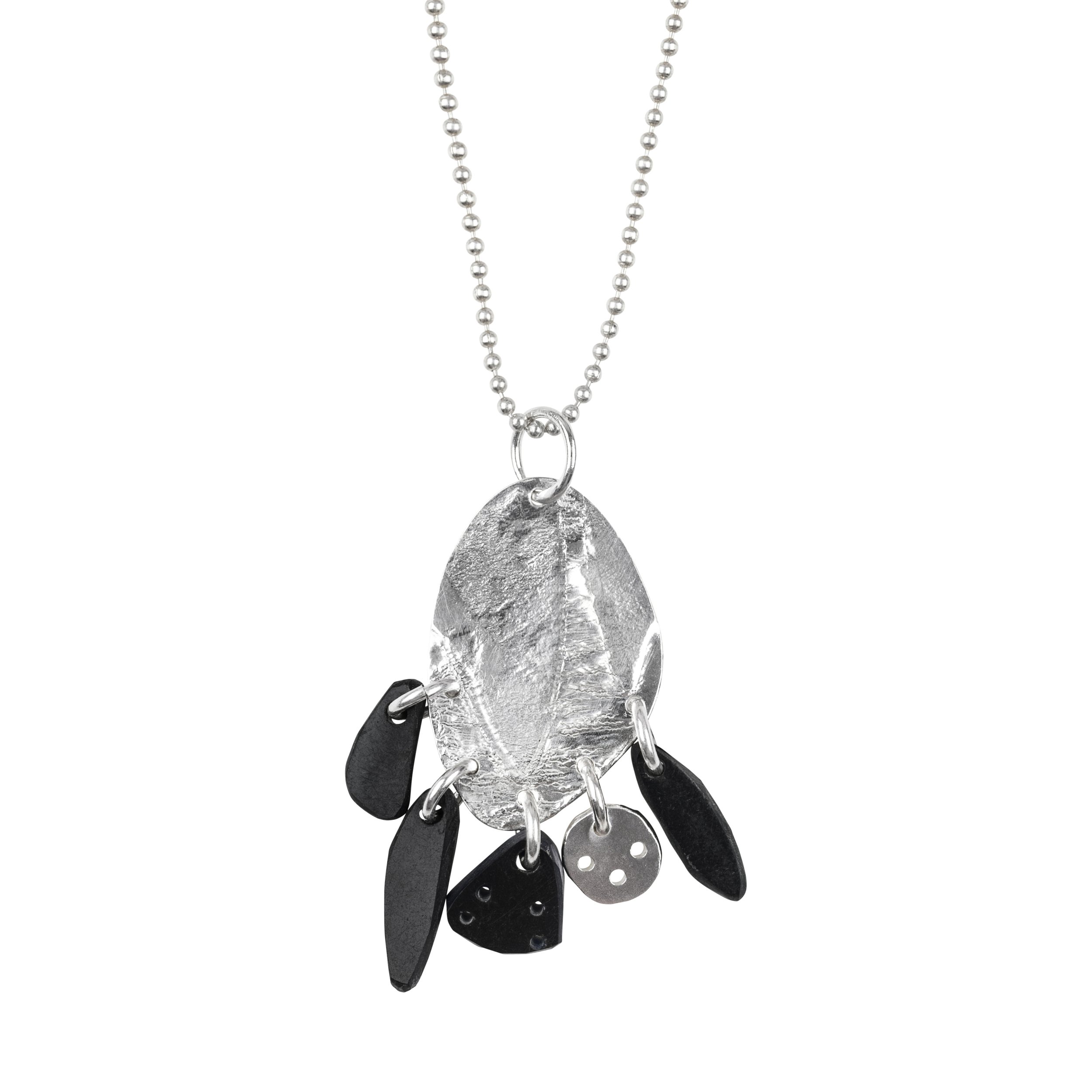 Tiddleywink Pendant Necklace - Black