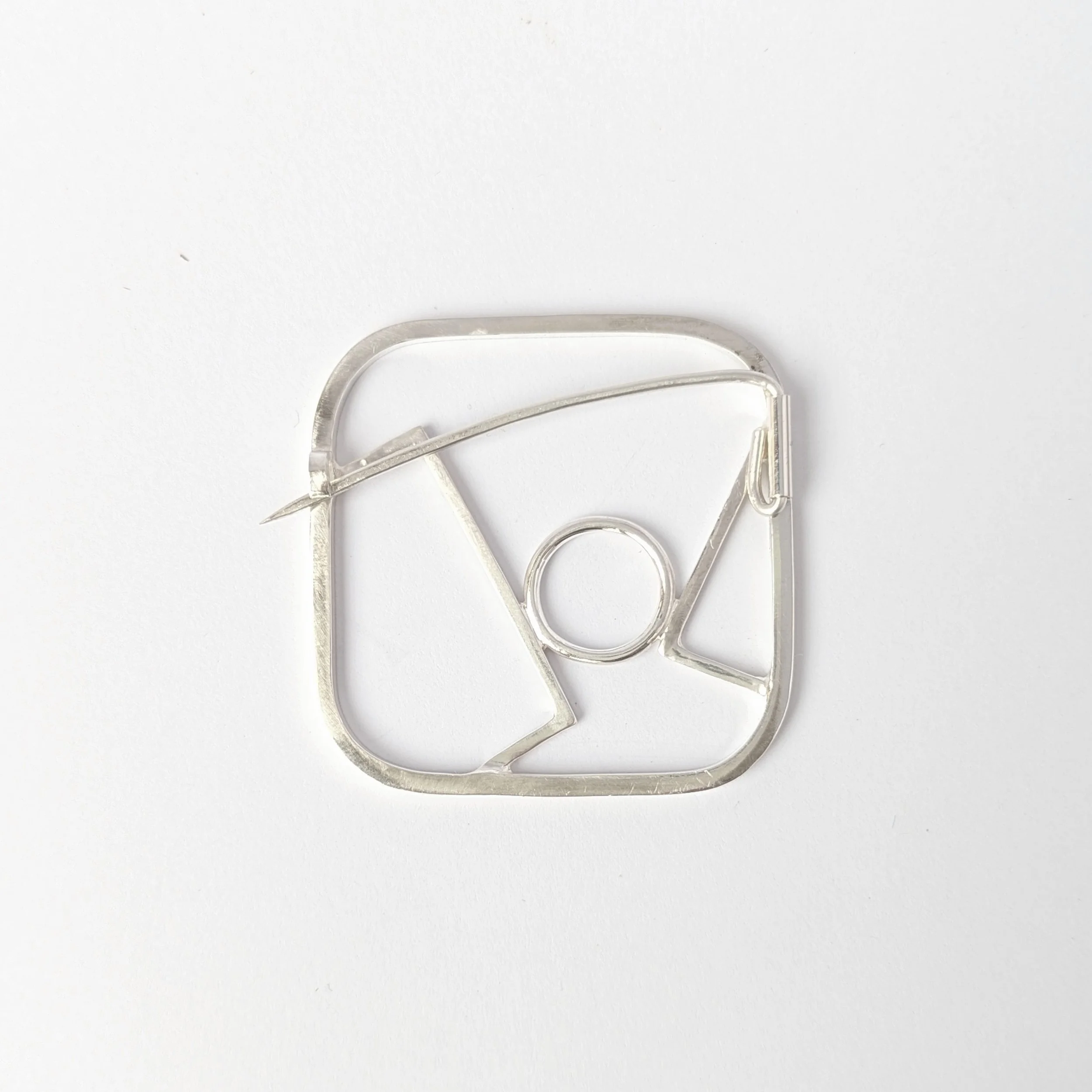 Square Snare brooch3.jpg