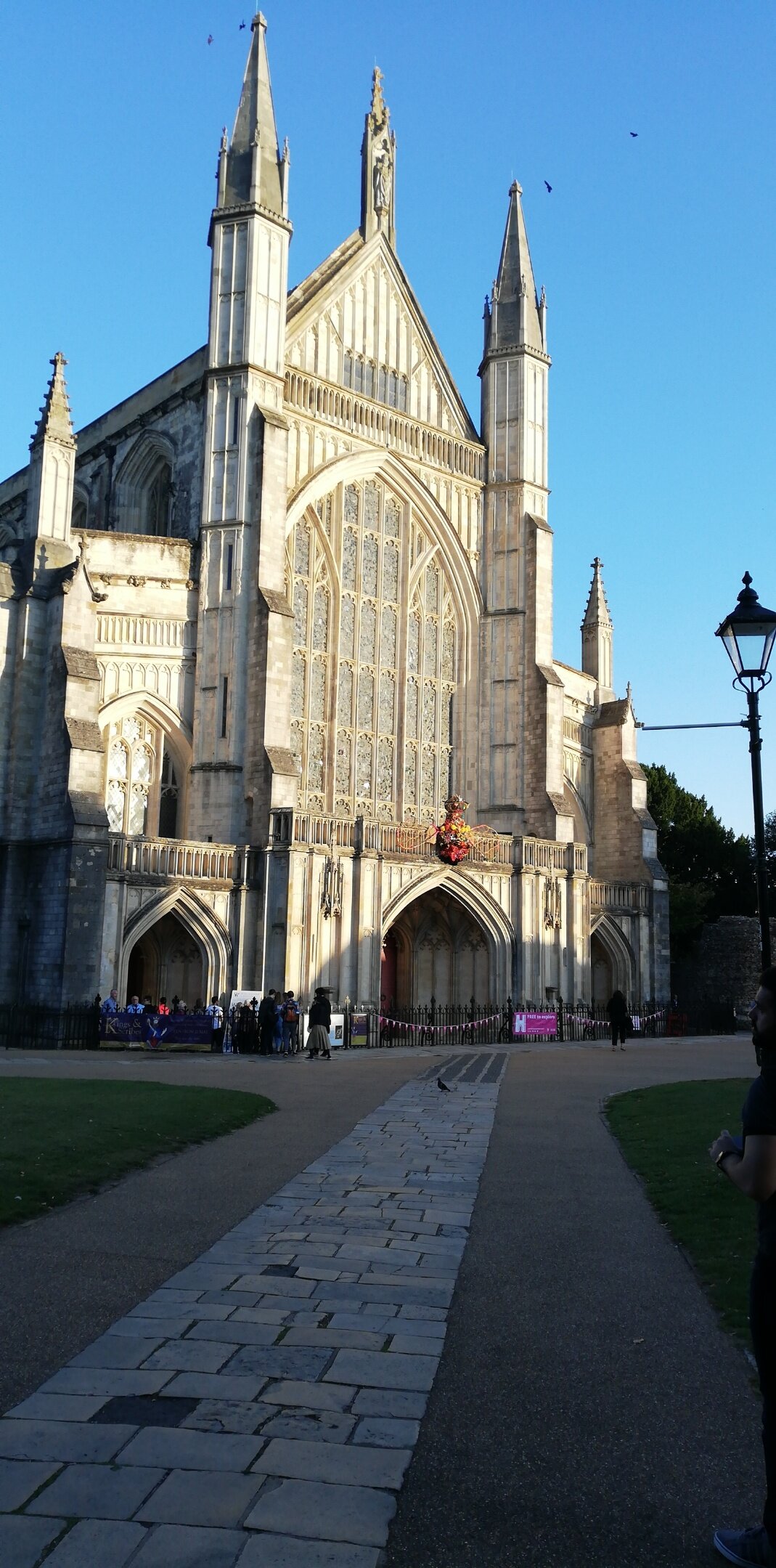  Winchester Cathedral 