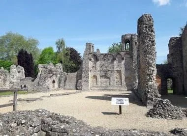 Tour of Wolvesey Castle, Winchester (Fully Booked)