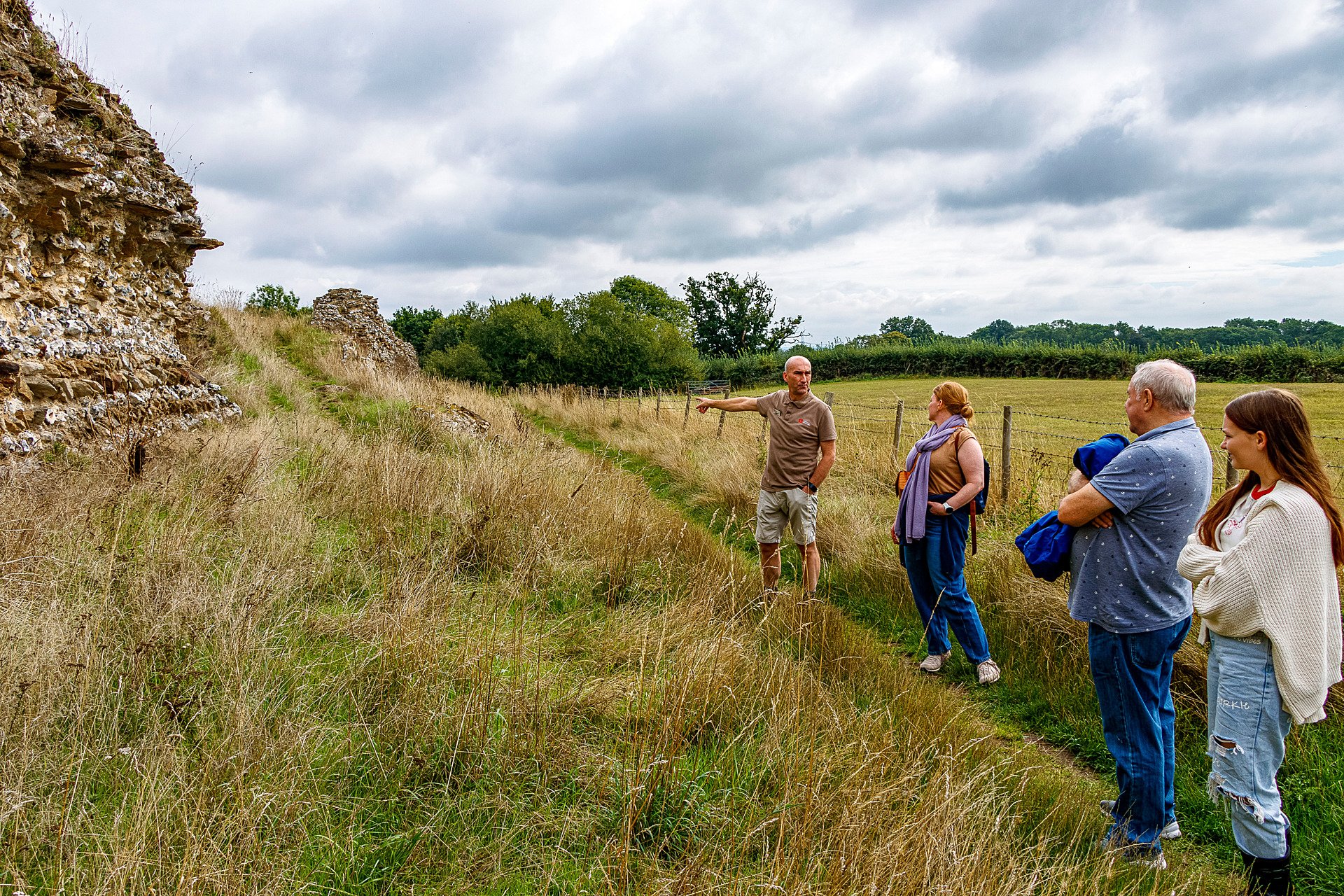 Historic Walking Tours at Silchester Roman City Walls &amp; Amphitheatre