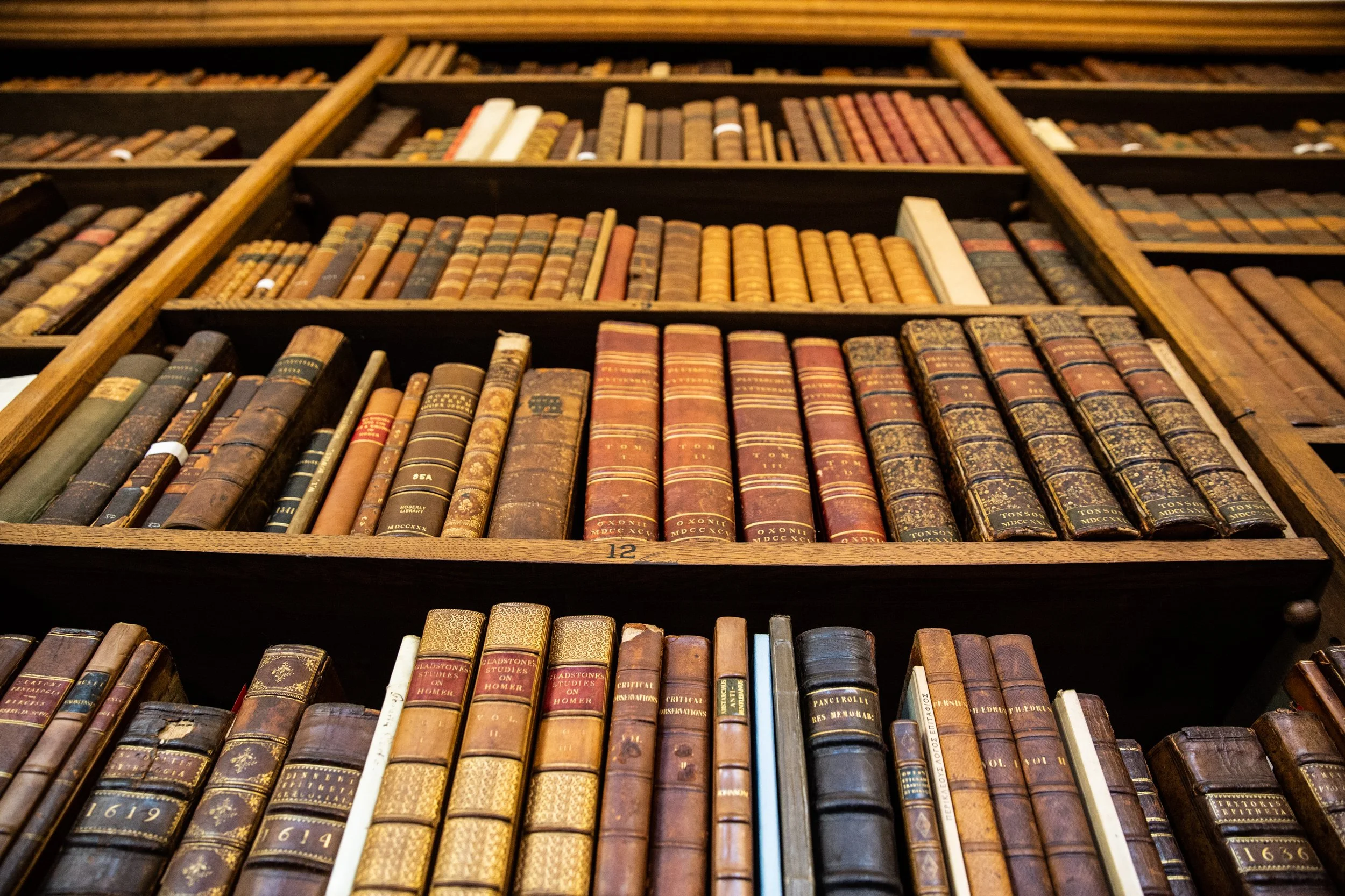 Fellows' Library Tours - Winchester College