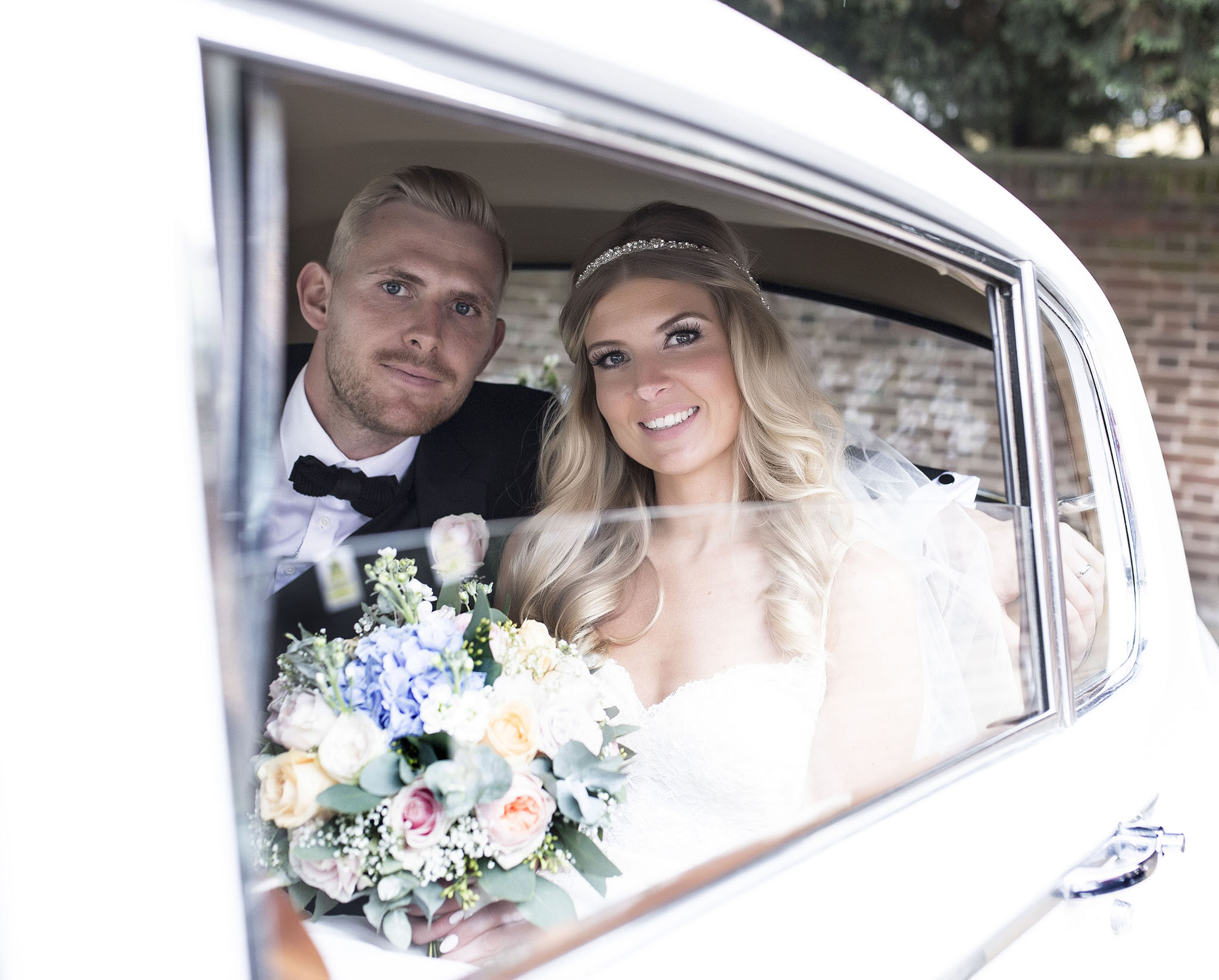 elizabethgphotography_kingslangley_hertfordshire_fineart_wedding_stmichaelsmanor_hotel_stalbans_luciejack_27.jpg