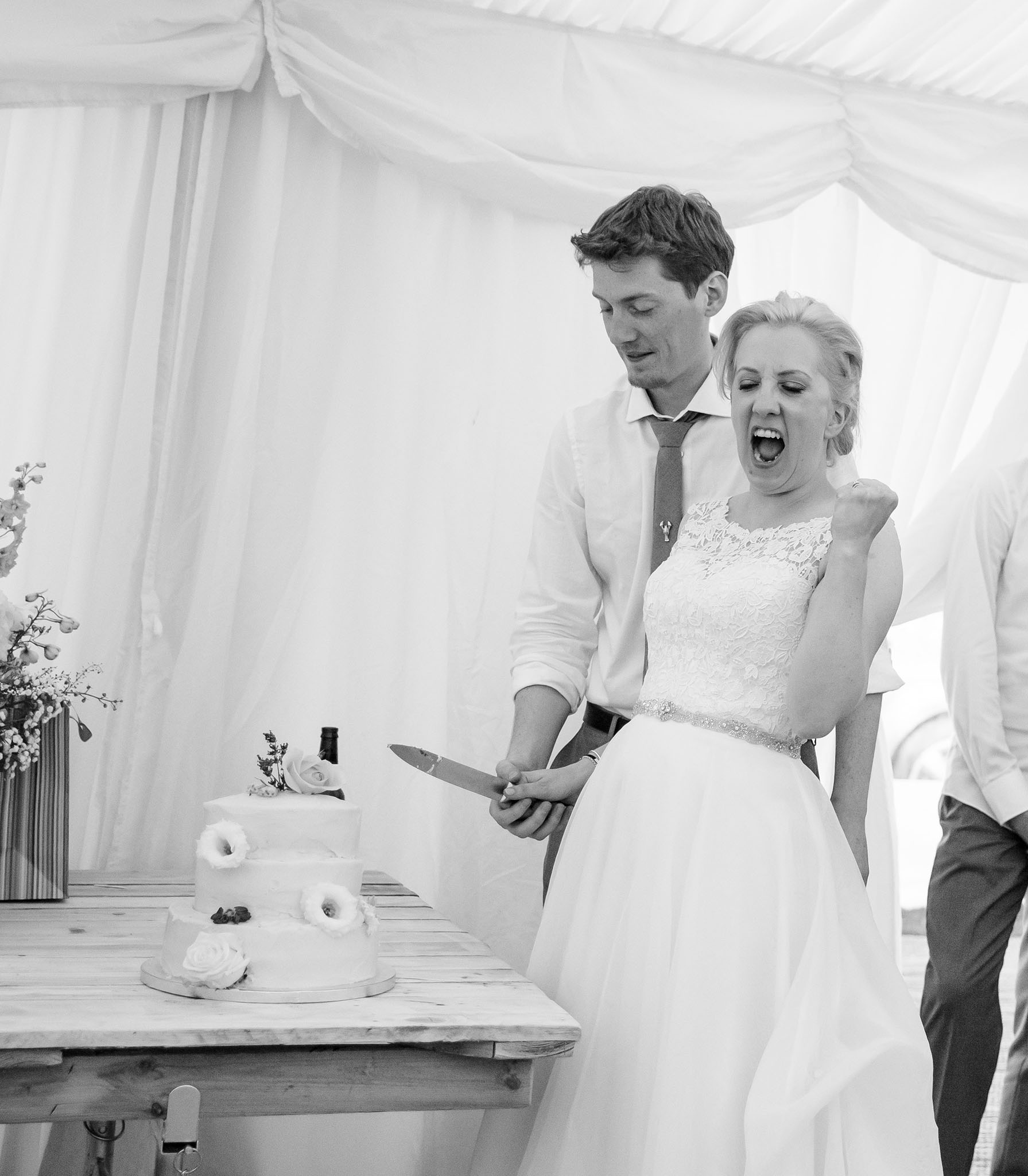 elizabethgphotography_kingslangley_hertfordshire_fineart_wedding_pottersbar_matt_katie_pegg_43.jpg