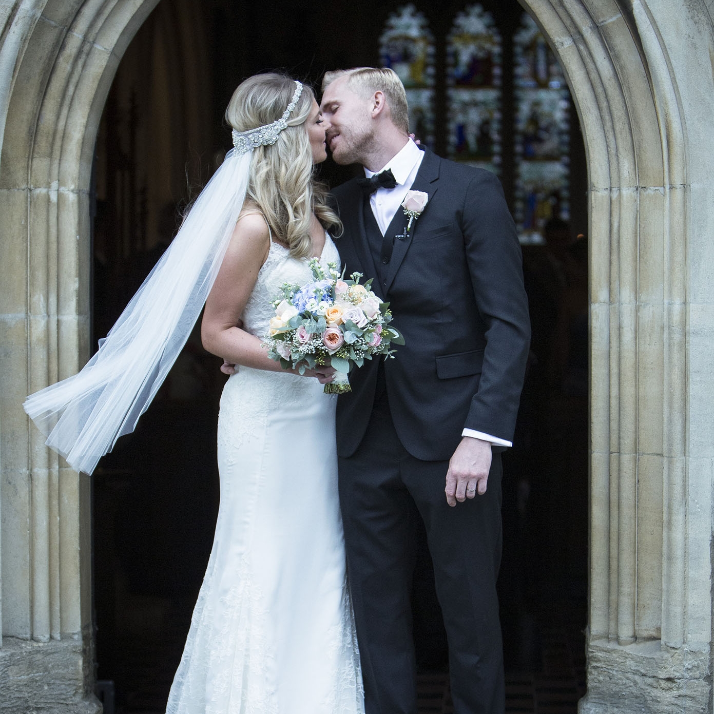 elizabethgphotography_kingslangley_hertfordshire_fineart_wedding_stmichaelsmanor_hotel_stalbans_luciejack_24.jpg