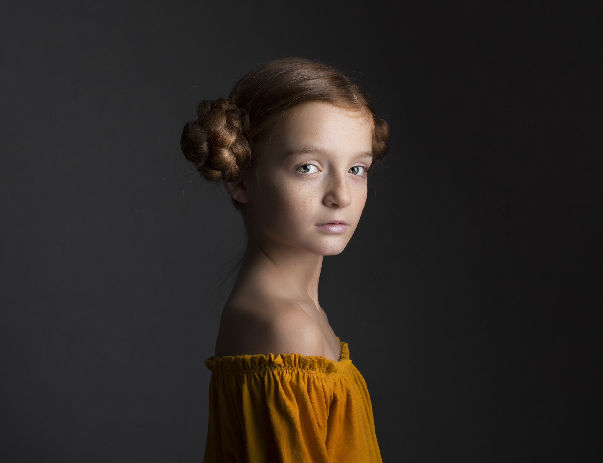 elizabethg_photography_hertfordshire_fineart_child_portrait_model_morgan_3.jpg