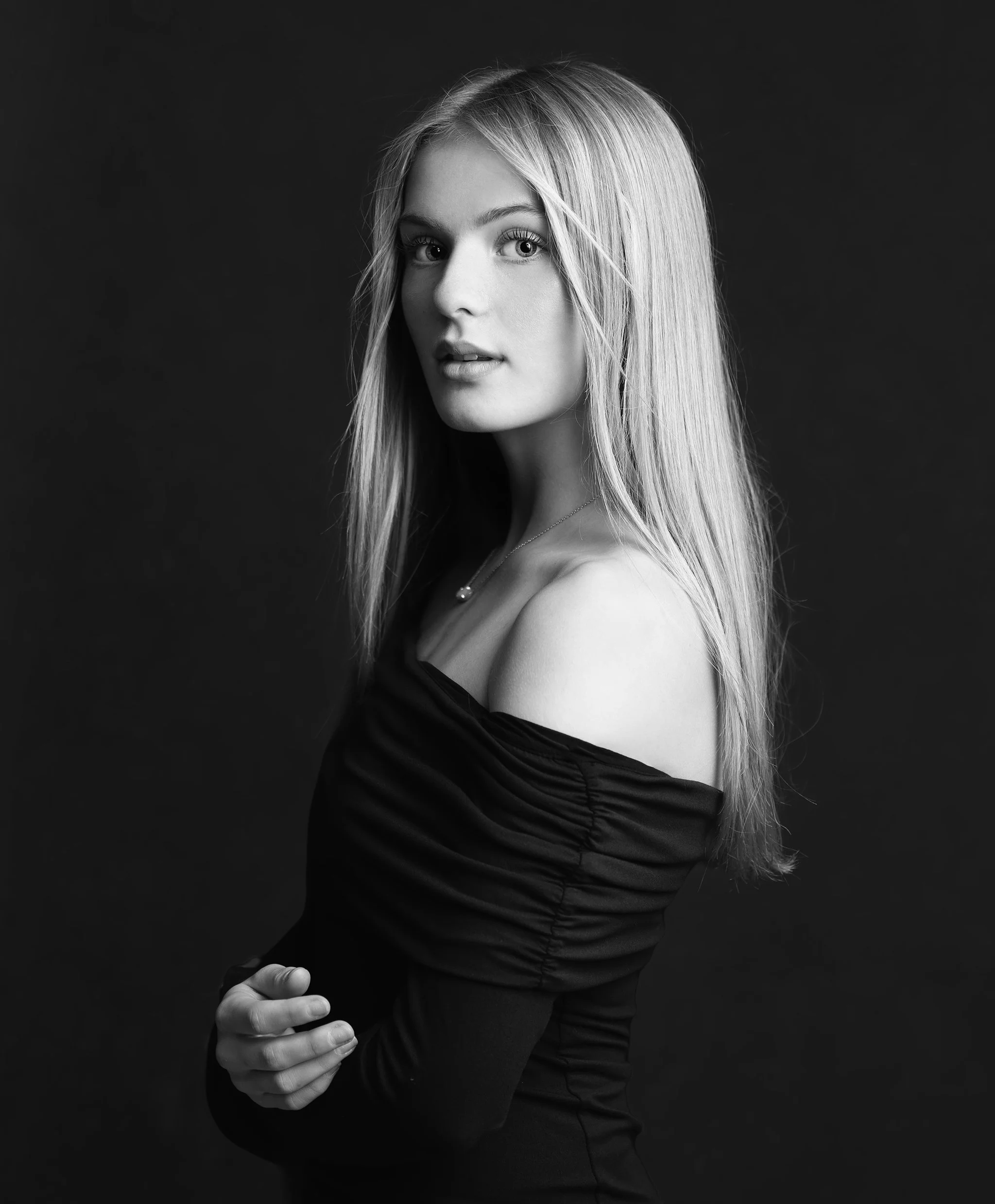 millie_portraits_elizabethgphotography (20).jpg