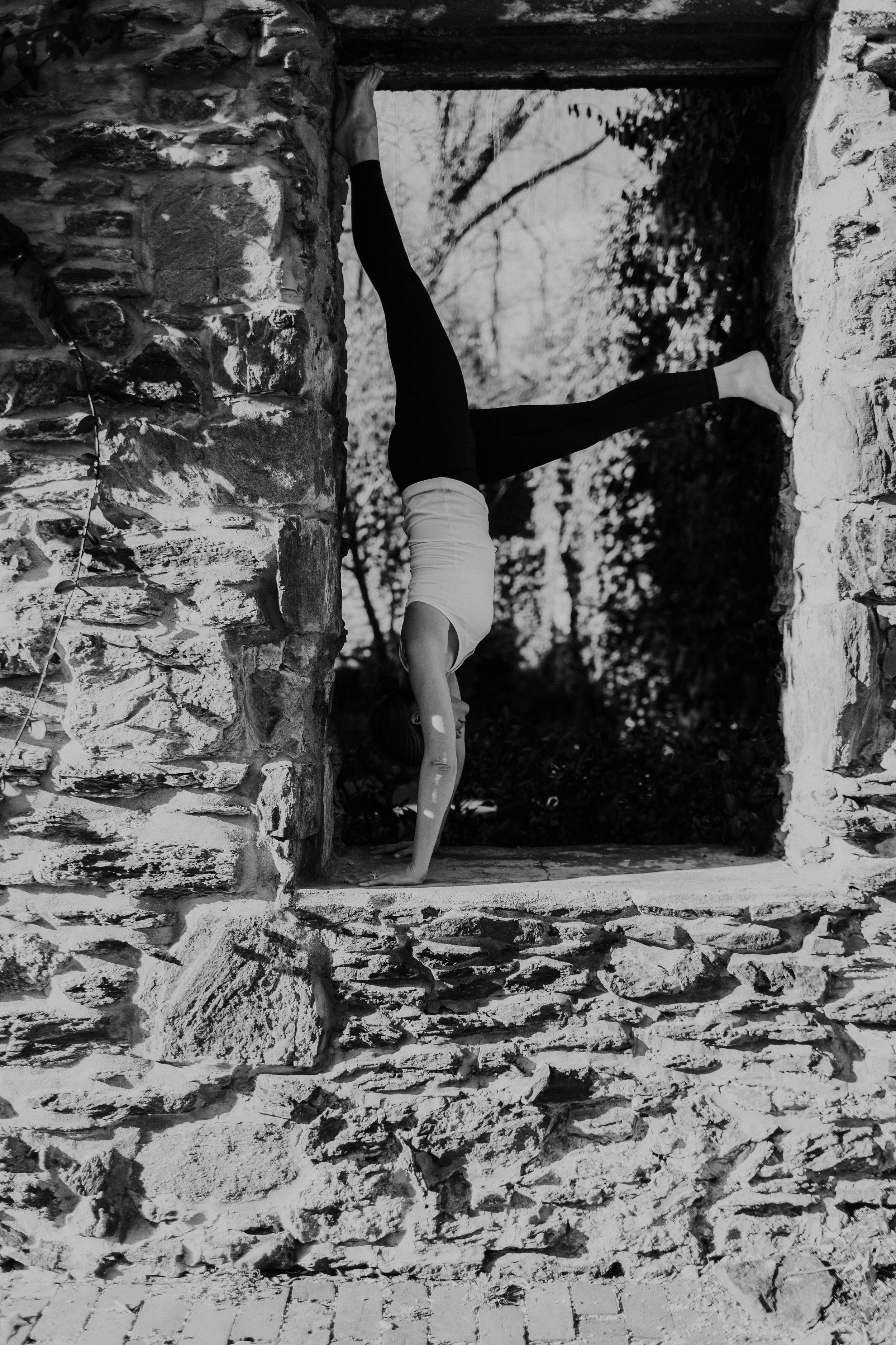 handstand.jpg