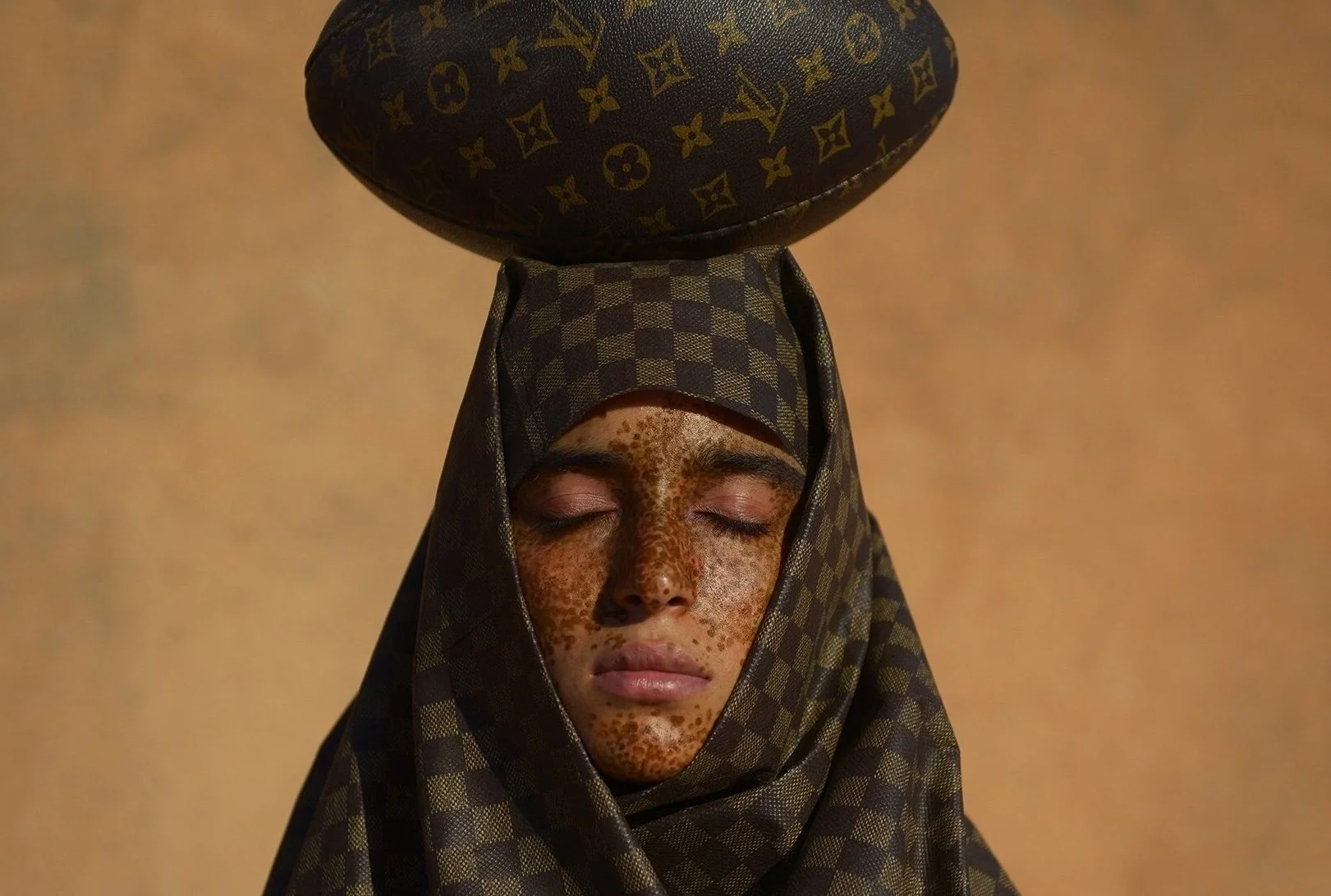MOUS LAMRABAT - A CROSS CULTURAL MIND MAKING SENSE OF THE WORLD