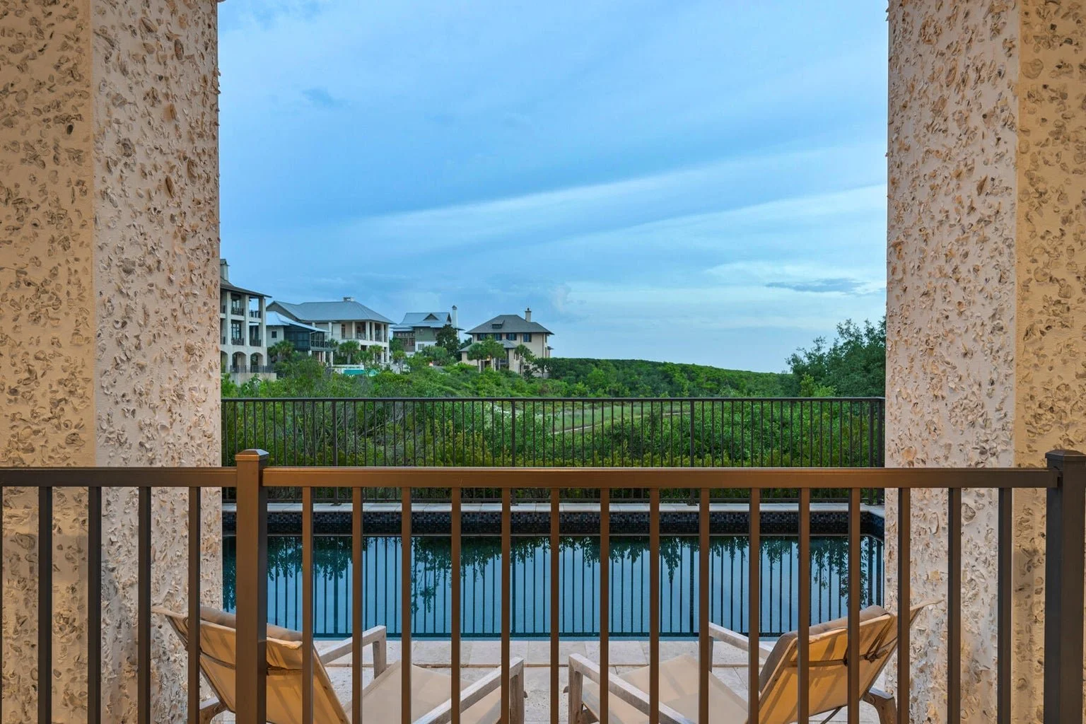 Retreat-Florida-201-W-Bermuda-Drive-72.jpg