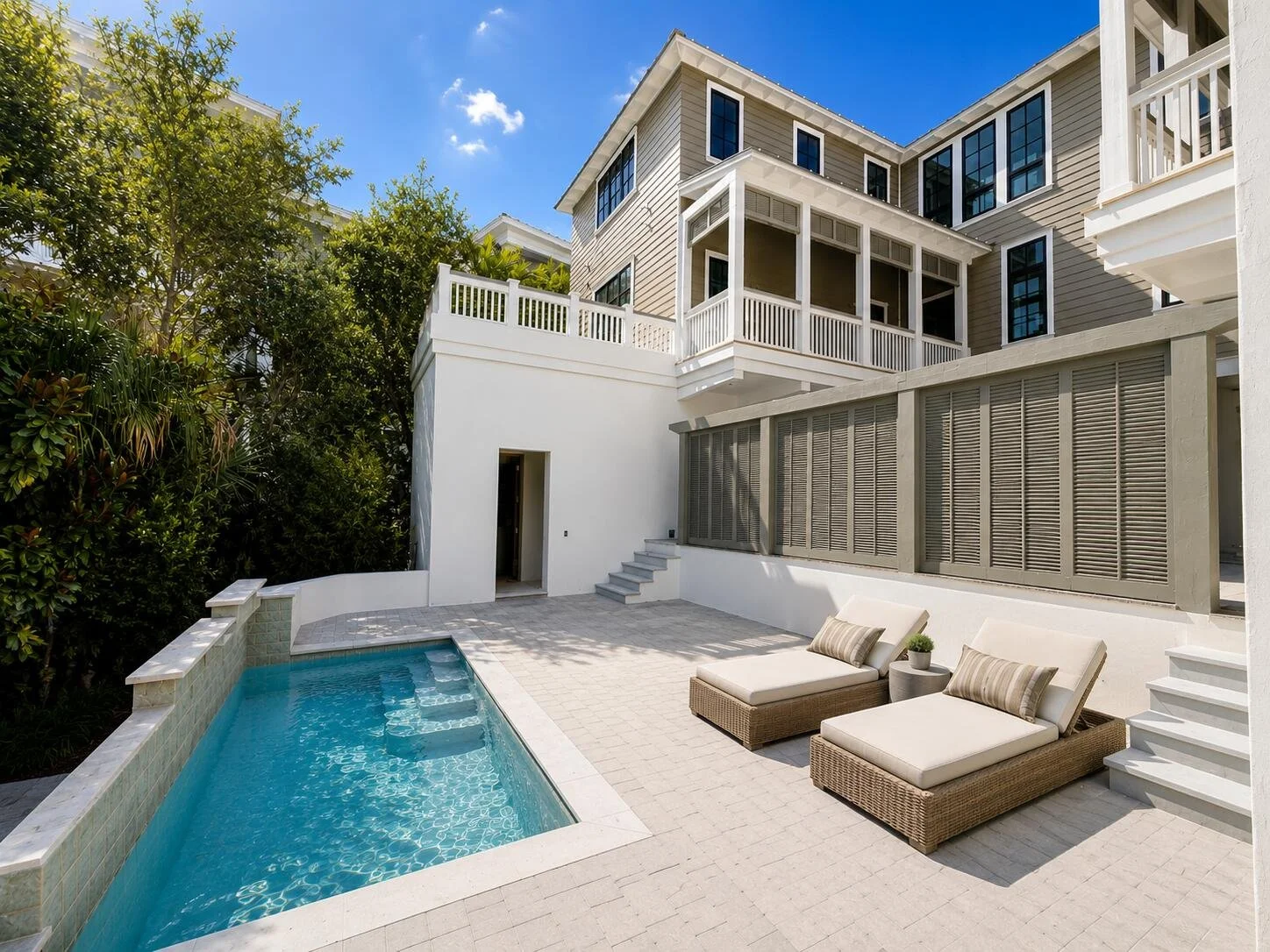 Retreat-Florida-151-Saint-Lucia-Lane-10.jpg