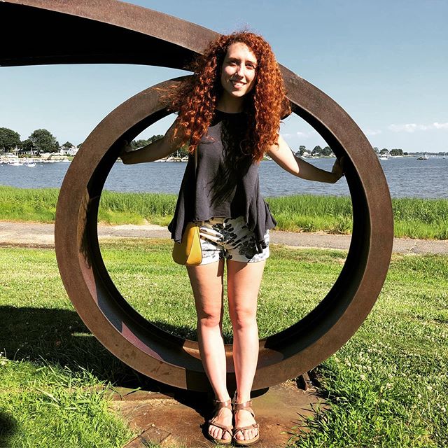 Frank wouldn&rsquo;t stand in the sculpture, so he&rsquo;s posing like a dad. CT is pretty cute 
#Connecticut #easknorwalk #boat #frank #suchart