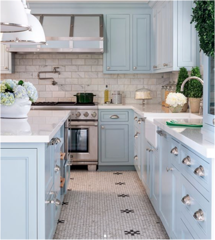 Kitchen designed by Tobi Fairley via Traditional Home magazine