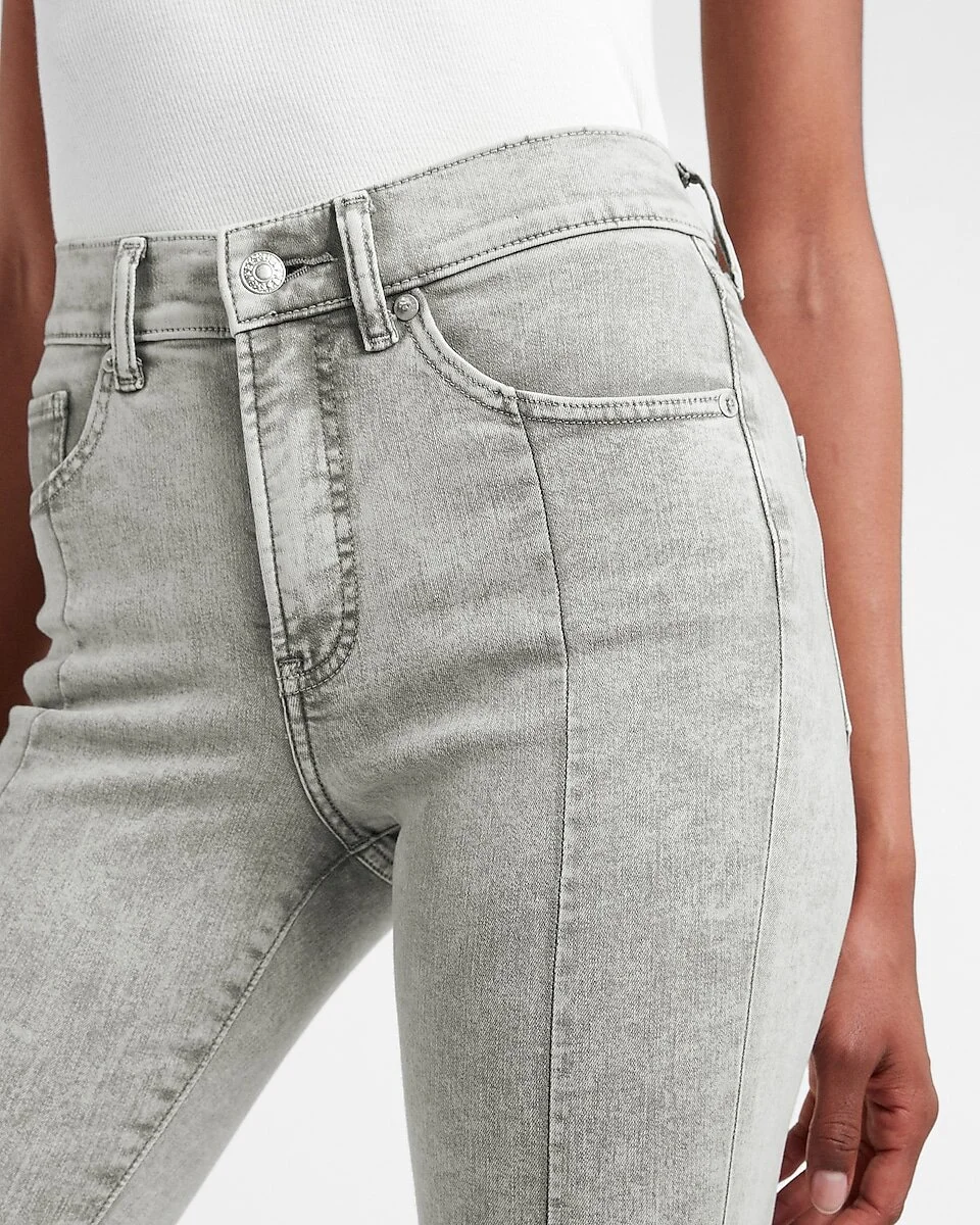 SKINNY CROP CF SEAM DETAIL.jpg