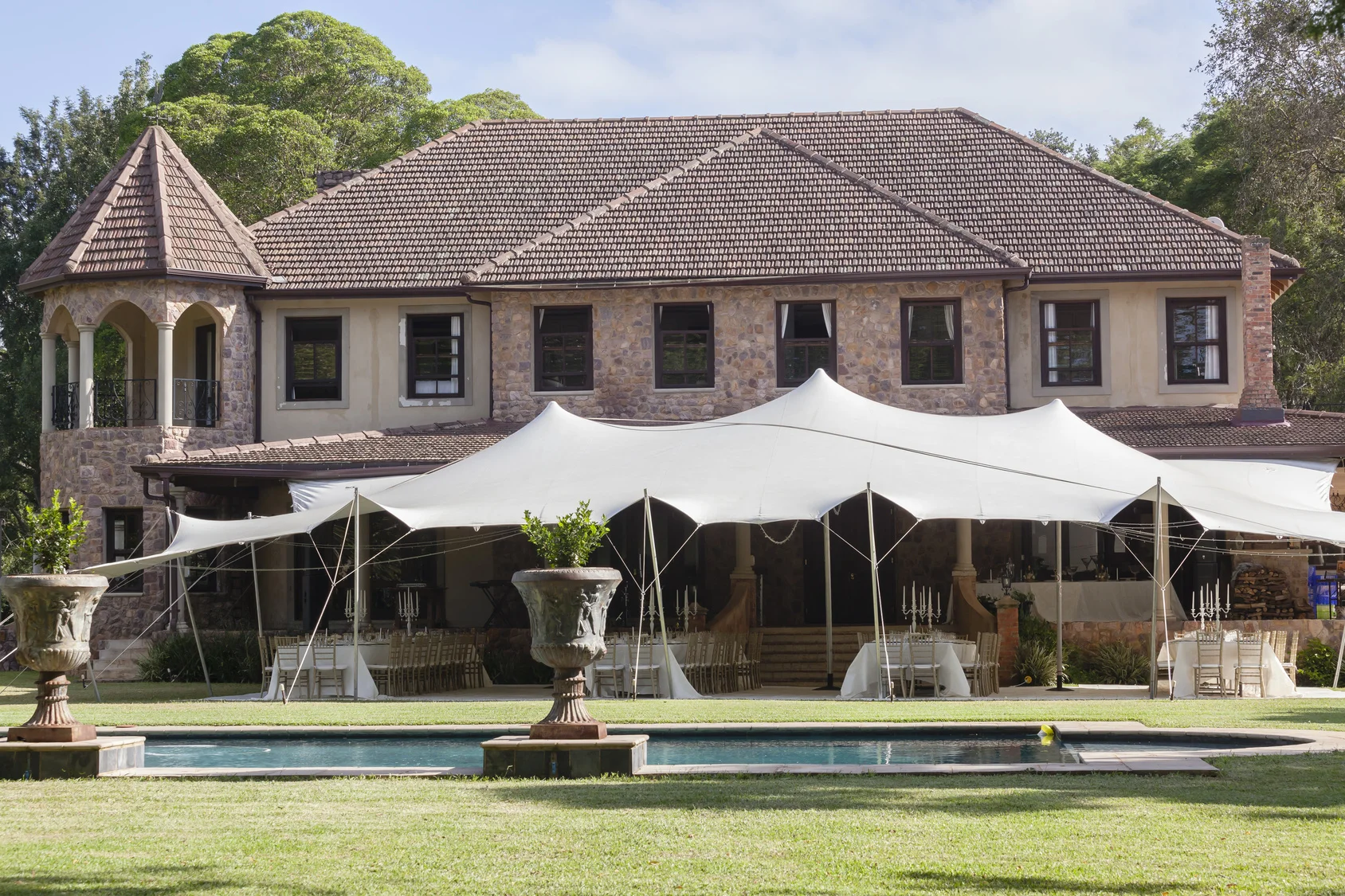 White Stretch tent 22.jpg