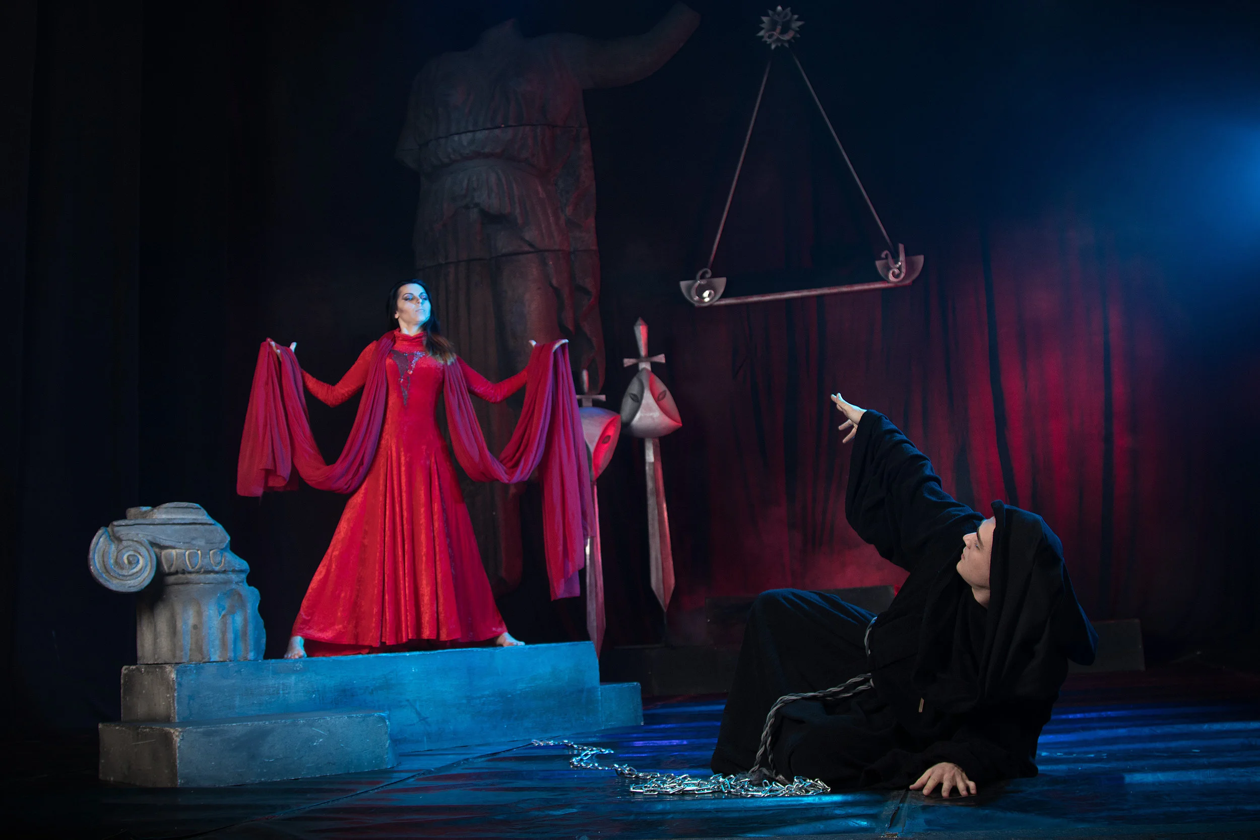 Театр. Stage acting. Театральная сцена с актерами. Stage acting. Ибсен в голландском театре.
