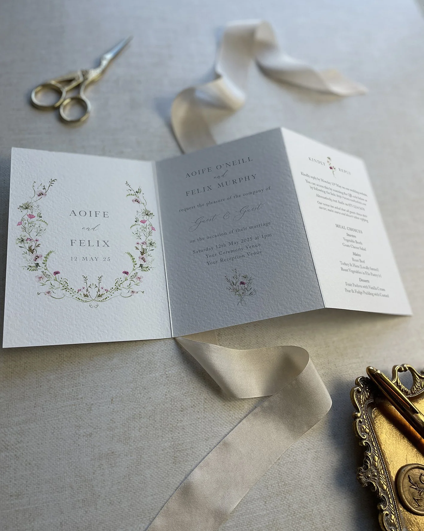 AOIFE WHITE Z FOLD.jpg