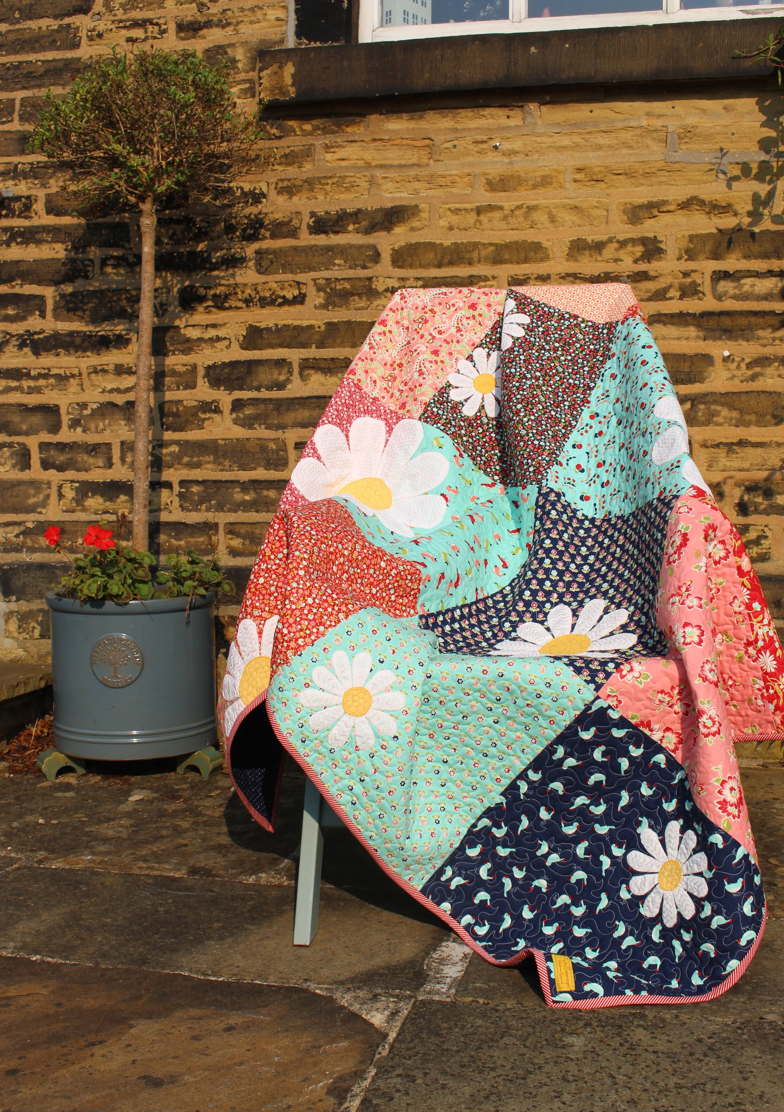 Daisy, Daisy..... and an Applique Workshop