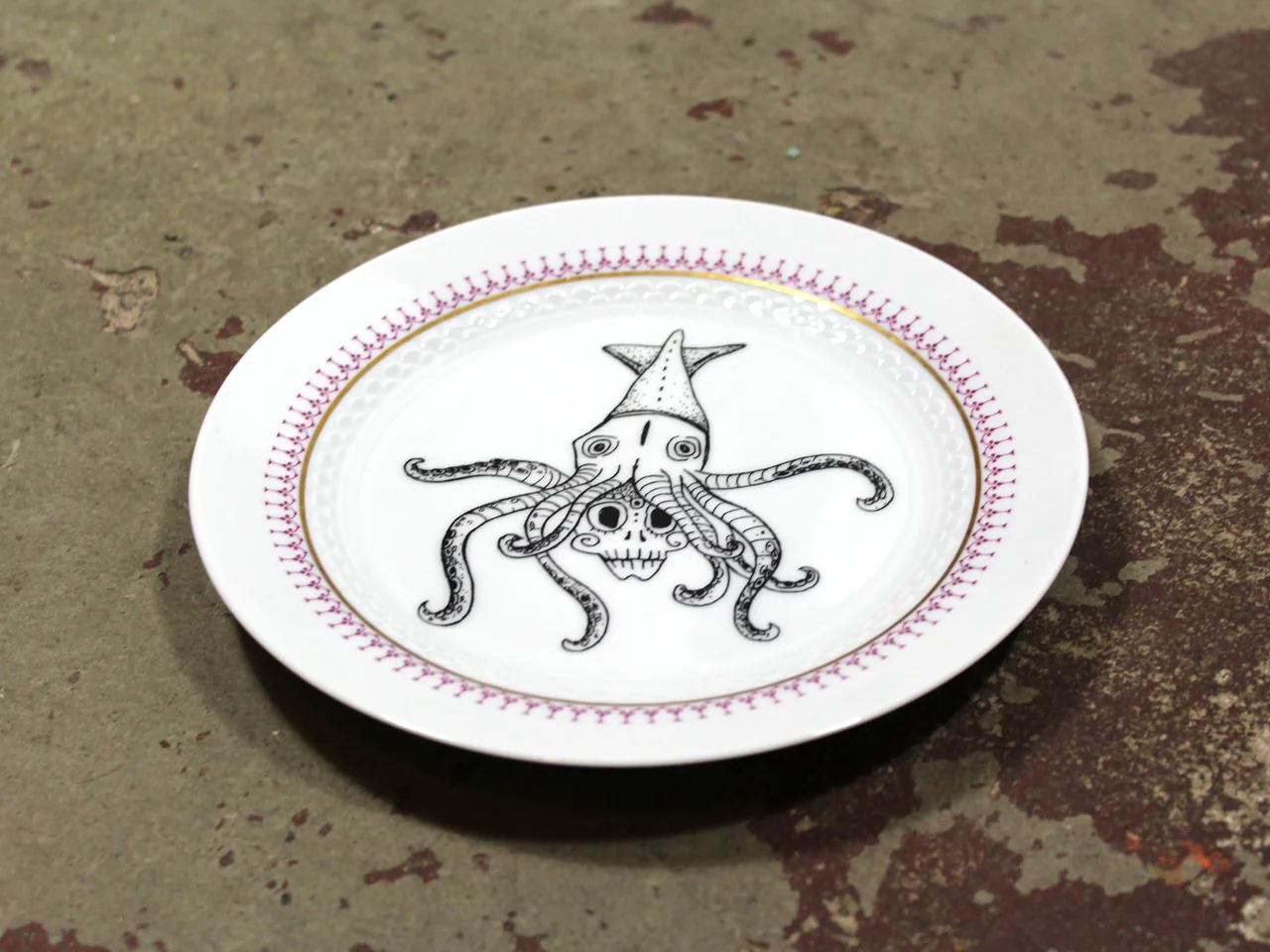 FrauInes-Vintageporzellan-Kuchenteller_Octopus_2.jpg