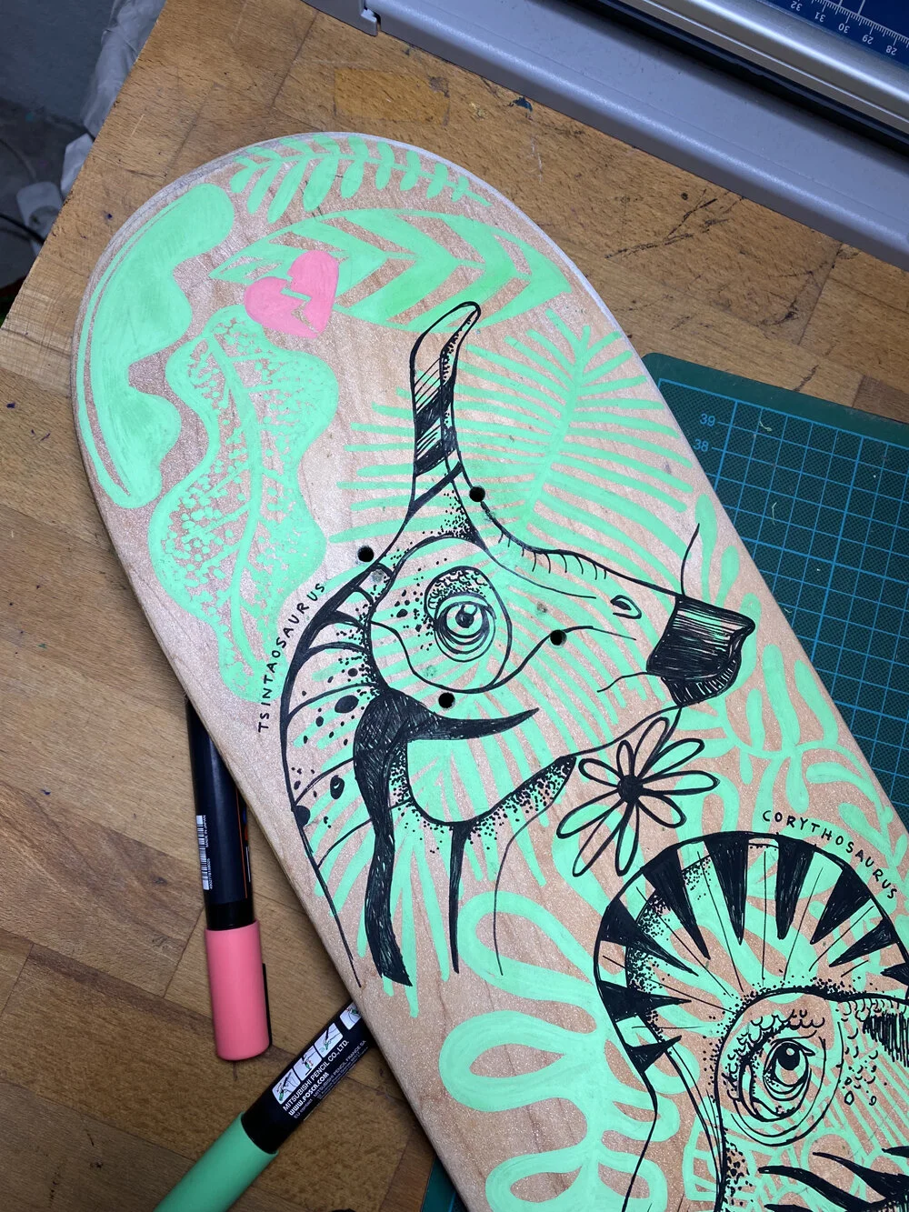 FrauInes_Page_Sk8Art_4.jpg
