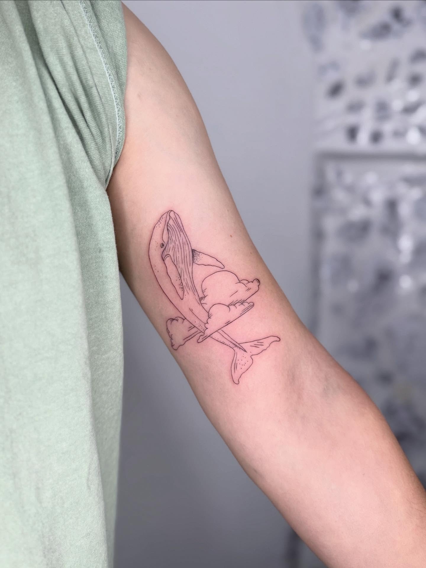 Jumped through the clouds today ☁️🐋☁️

⫸ 
Booking info: If you want to get inked in the first quarter of 2026, please send me an email to hello@frau-ines.de 💌

The following information must not be missing in the email: 
- Description of your motif