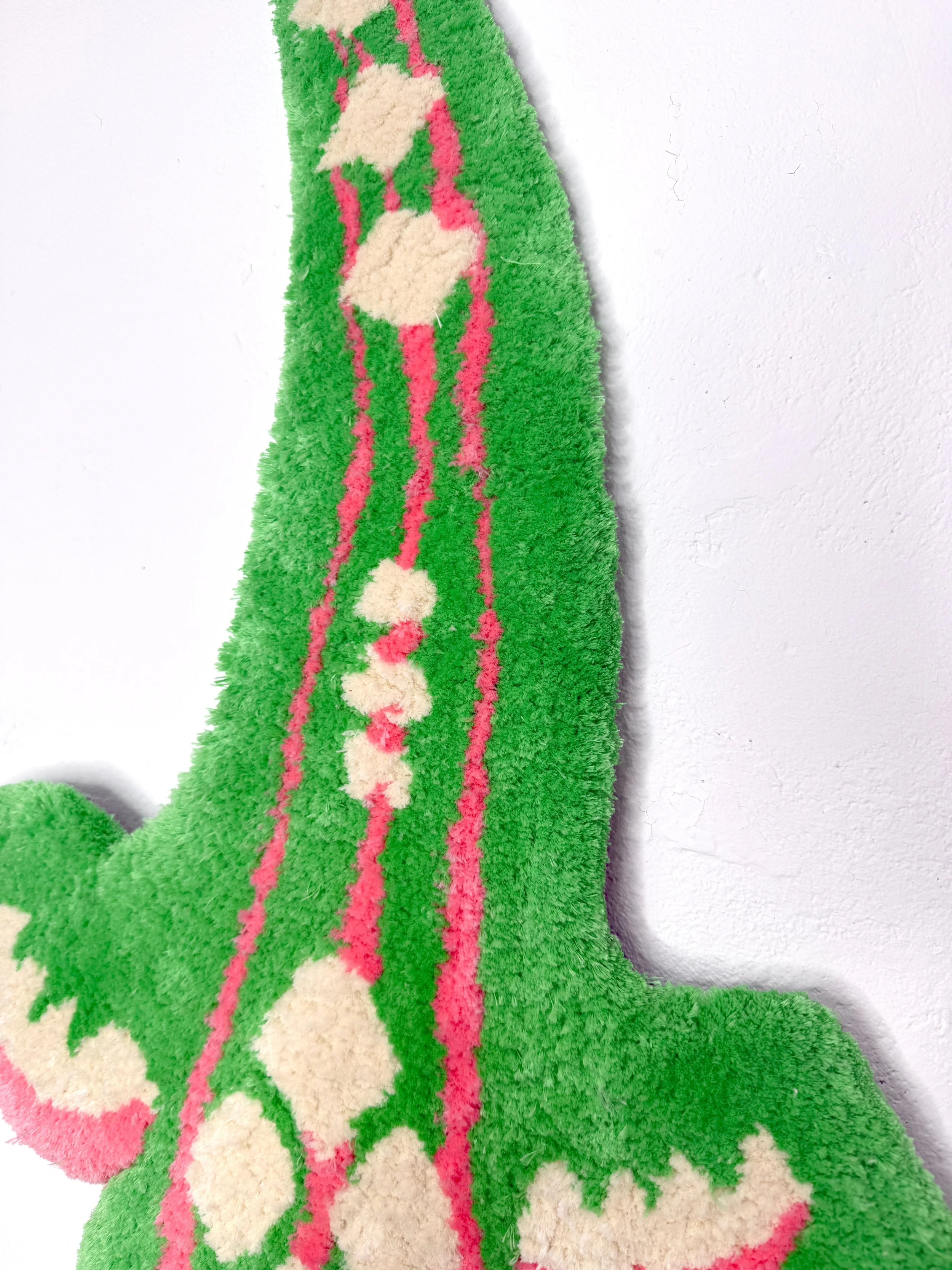 FrauInes_Rugs_Croco_hellgruenrosabeige_6.jpg