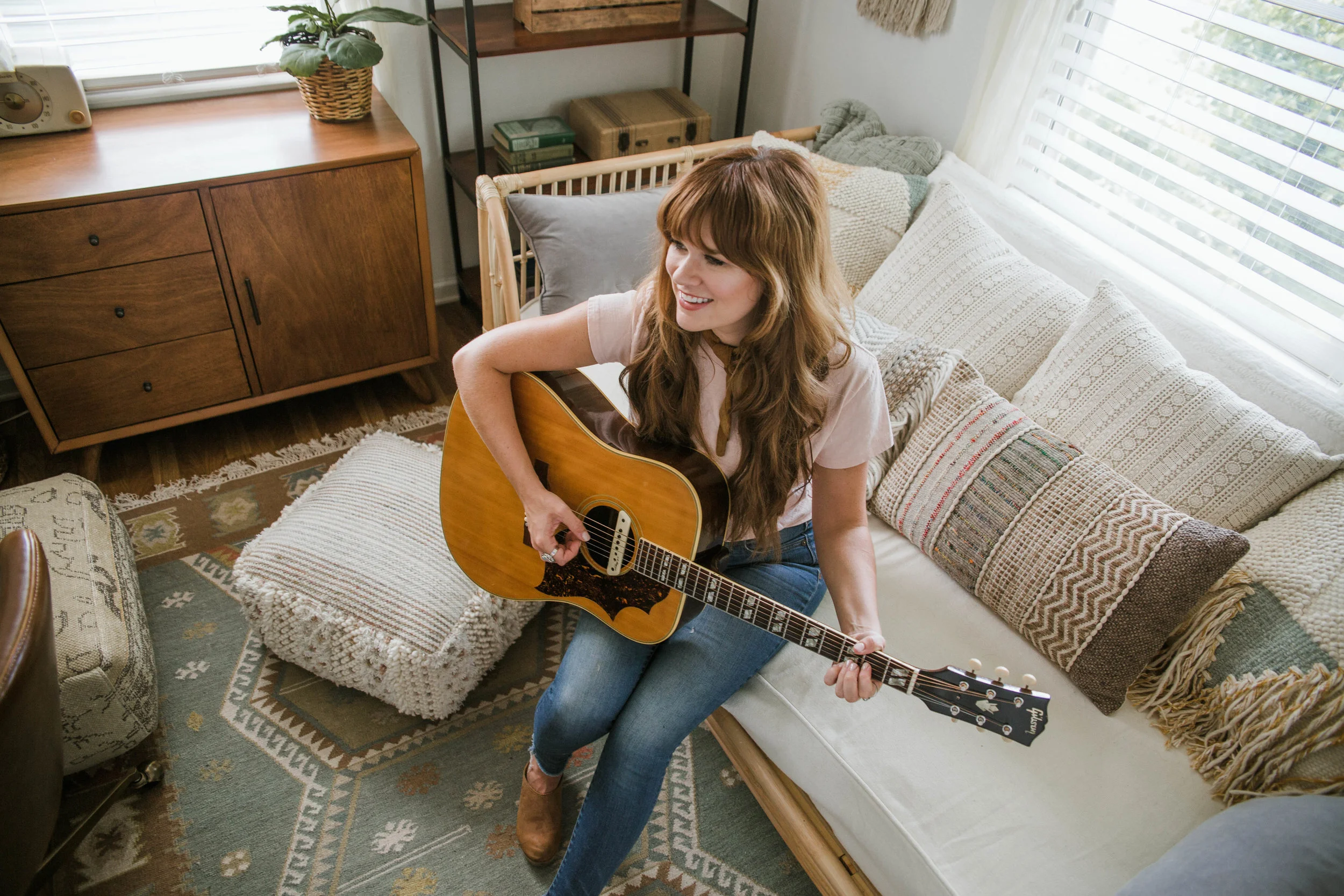 The Prettiest Guest Room/Home Office in all the World Market!