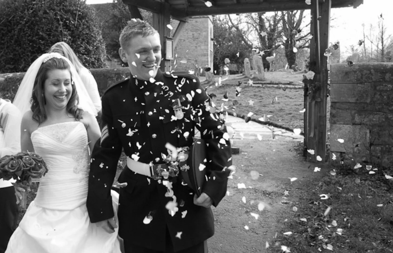 Wedding Photographer Berkshire- Laura Bartlett Photography-221.jpg
