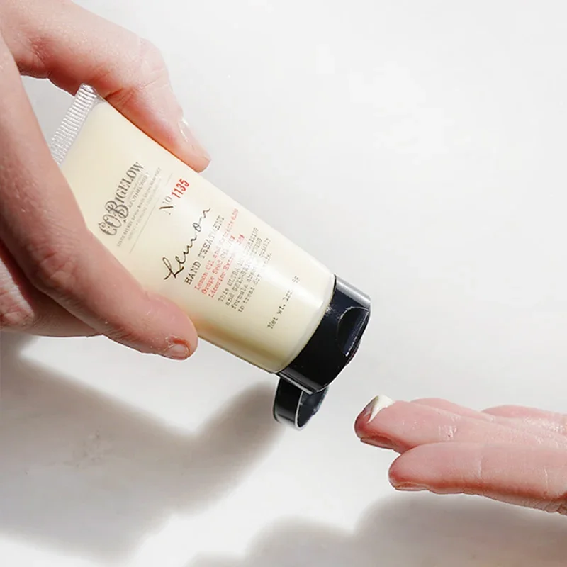 800px_lemon_hand_treatment_mini.jpg.webp