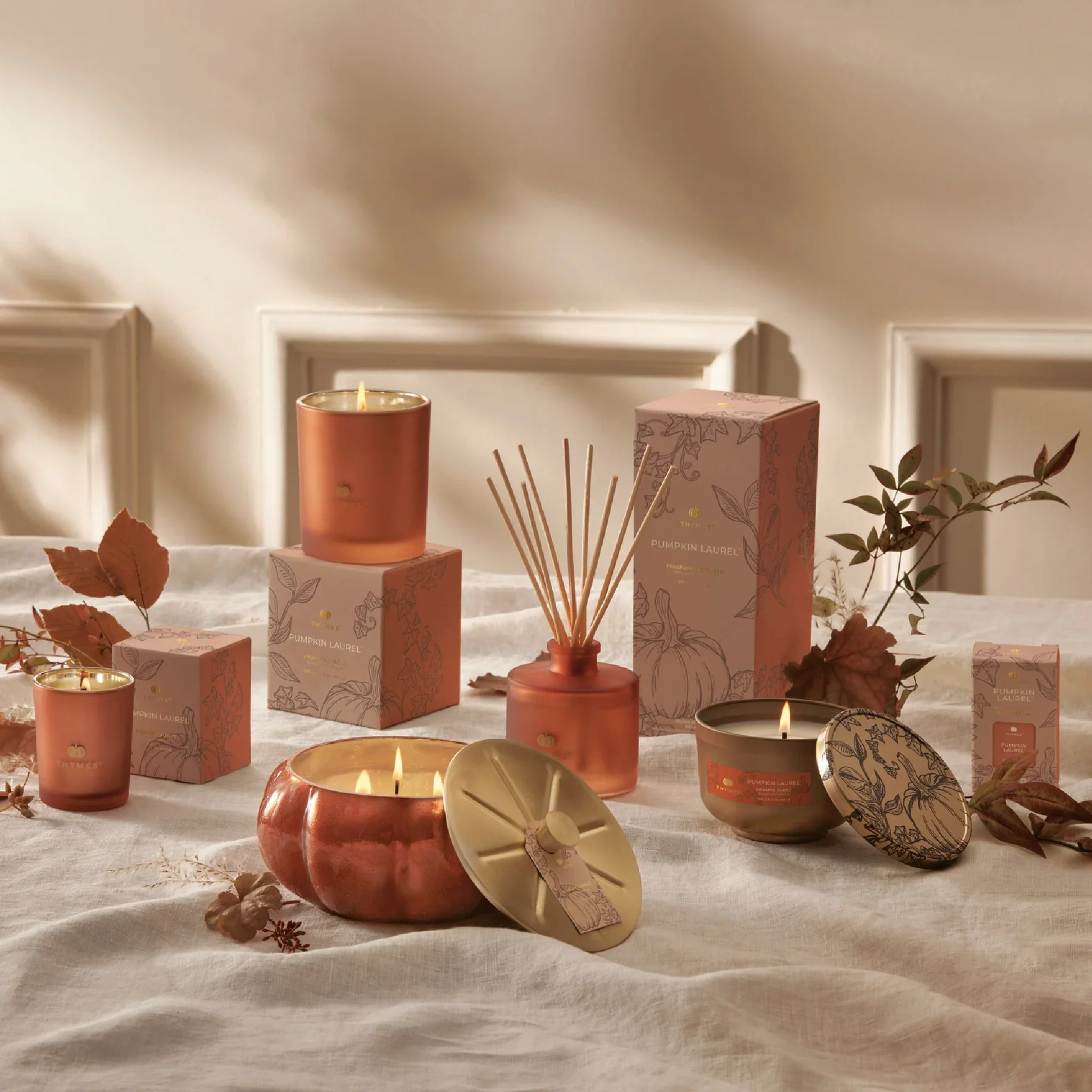 thymes-hy23-pumpkin-laurel-6.5oz-candle-web-alt-3.jpg.webp