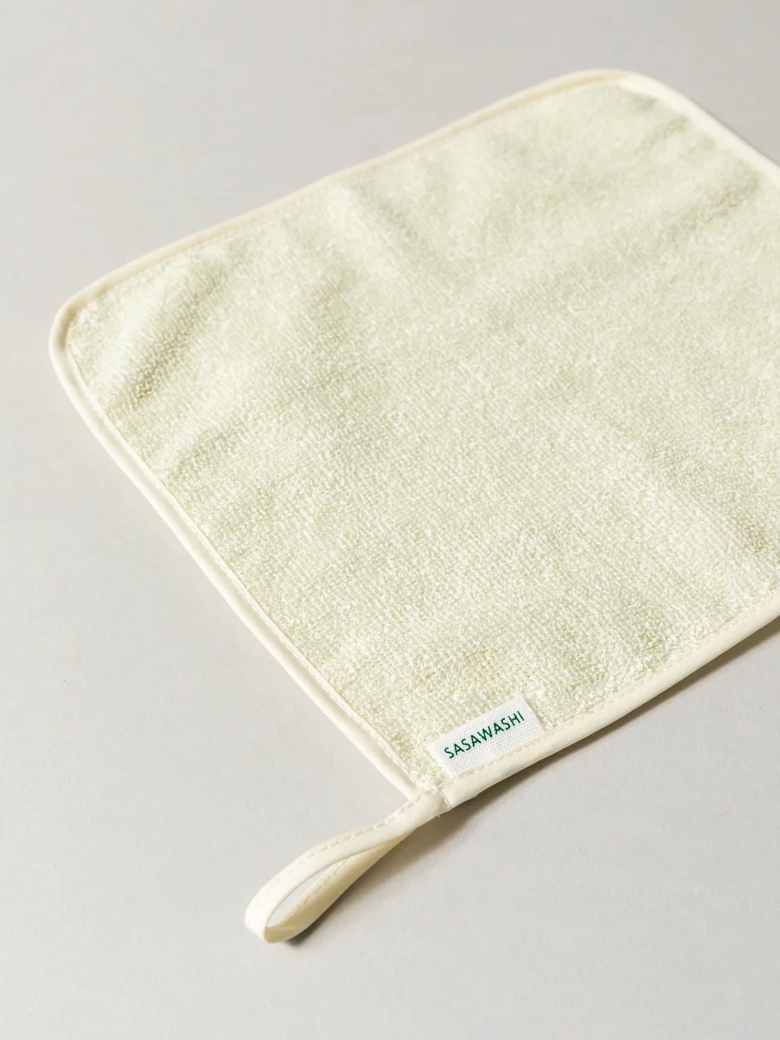 Sasawashi_Face_Scrub_Towel-3_1121x1495.jpg.webp
