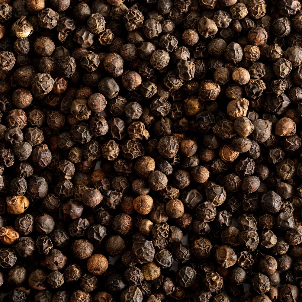 tellicherry-peppercorns-close-up.jpg.webp