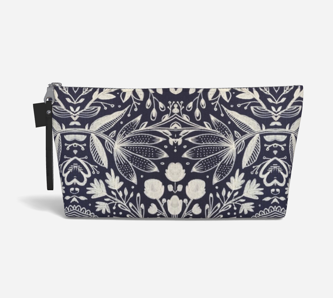 Signature Travel Bag - Midnight Blooms