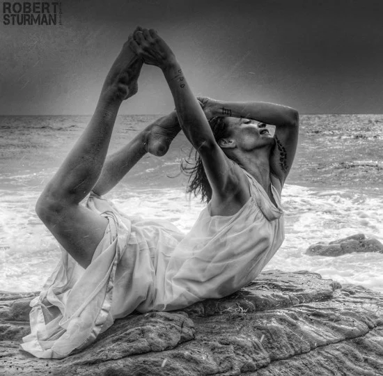 kellyphoto-550x540.jpg