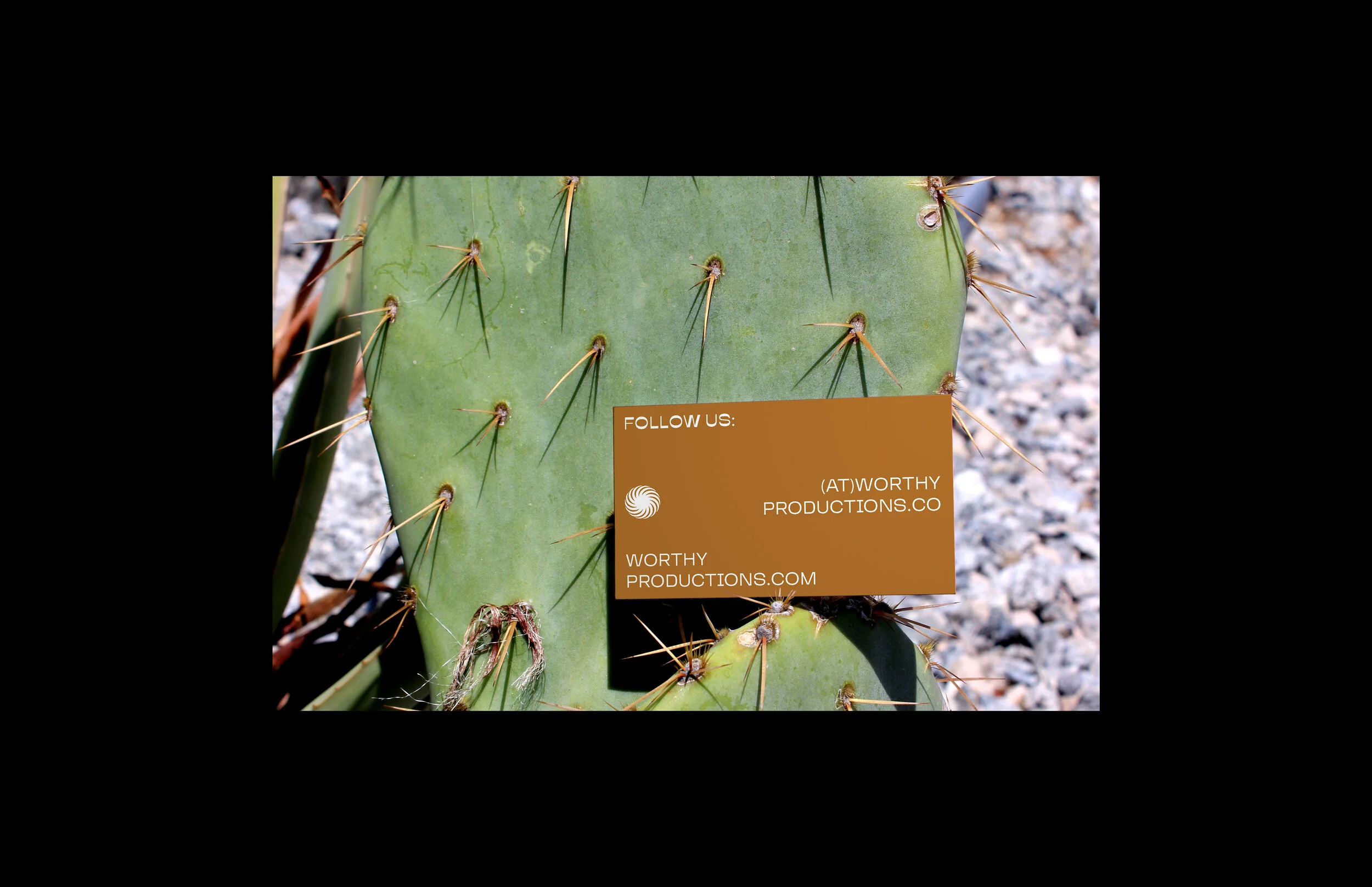 business_card_mockup.jpg