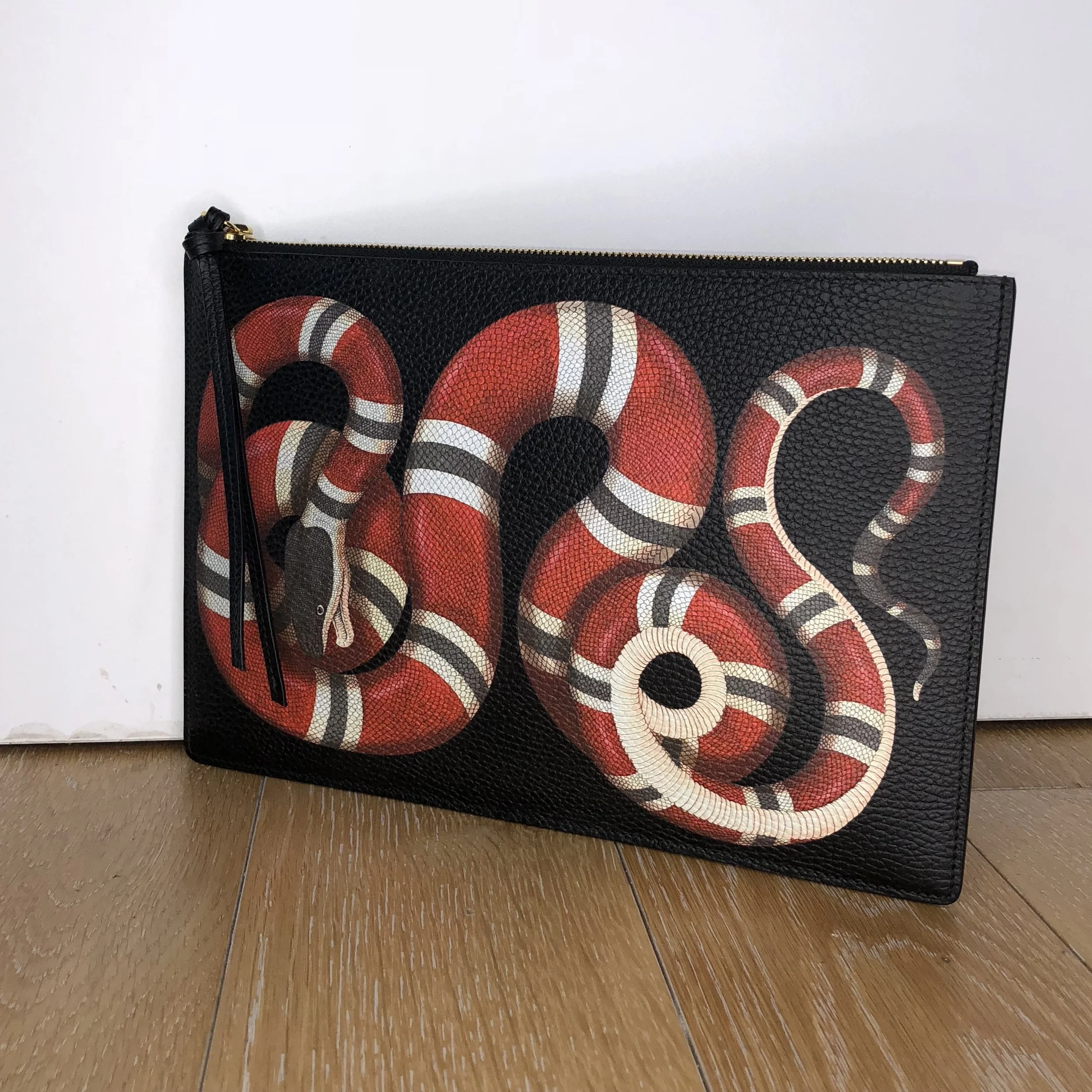 Gucci - Snake Print Leather Pouch (black)