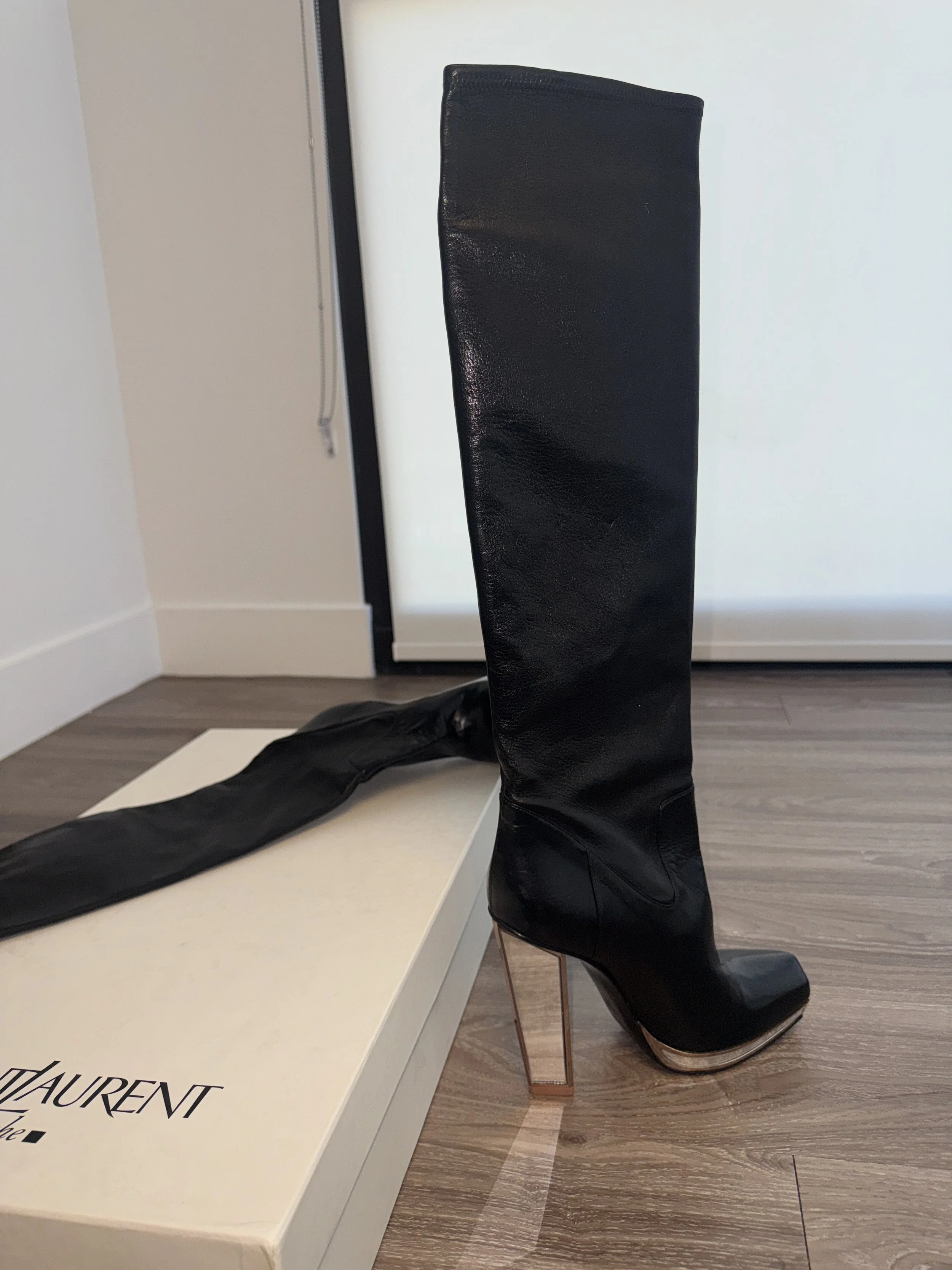 Yves Saint Laurent Knee Heigh Mirror Heel Boots - 39EU
