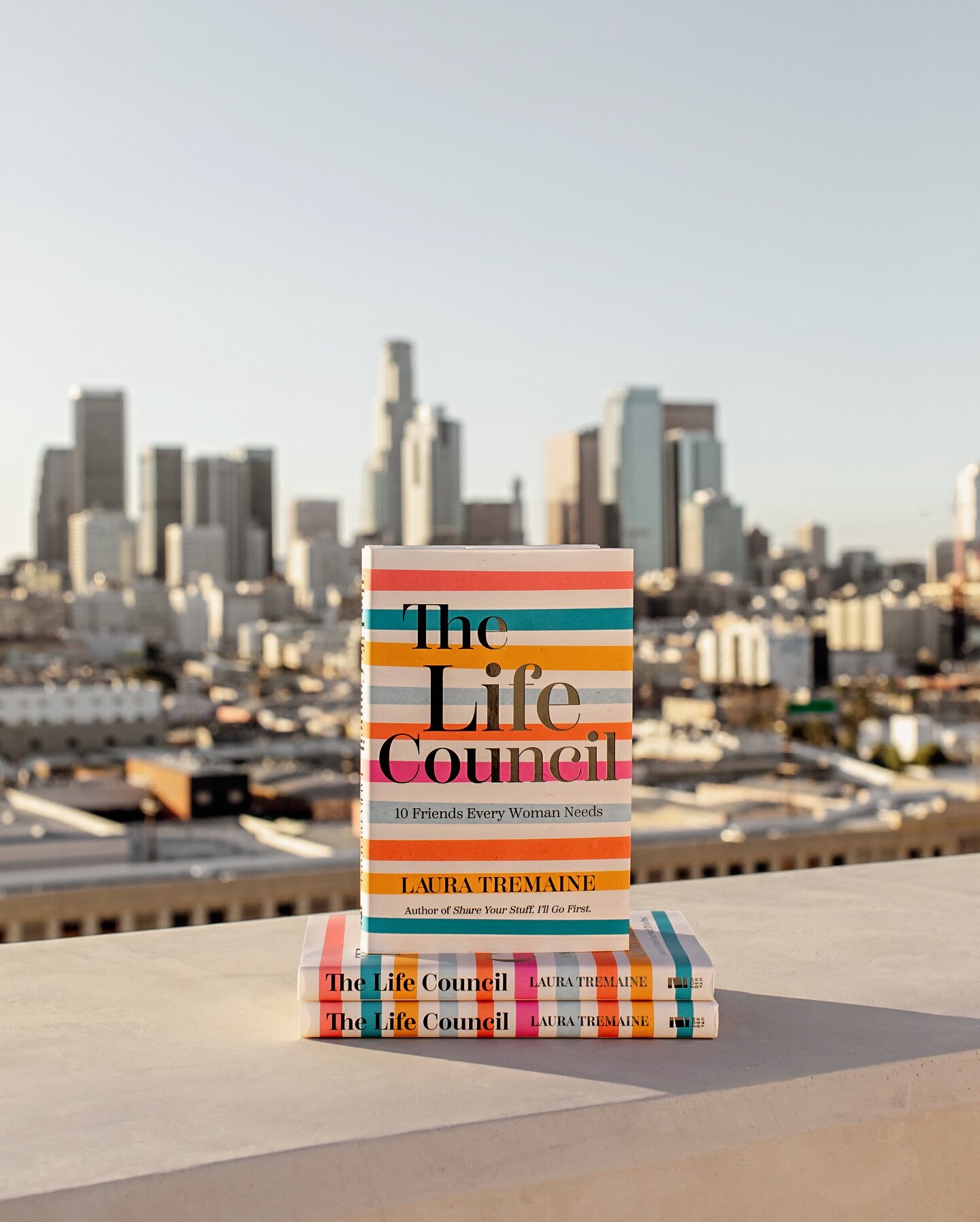 Happy book birthday to The Life Council! 💃🏼📚🎉 

The Life Council: 10 Friends Every Woman Needs came out one year ago today, very purposefully on 4/4. (My first book Share Your Stuff came out on 2/2&hellip;I have a thing about numbers. ✨) 

The Li