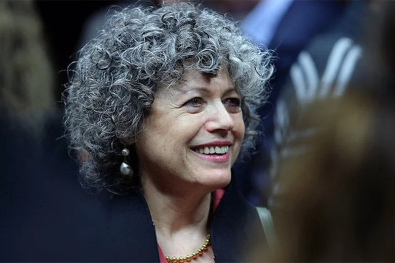 Vivien-Schmidt.jpg